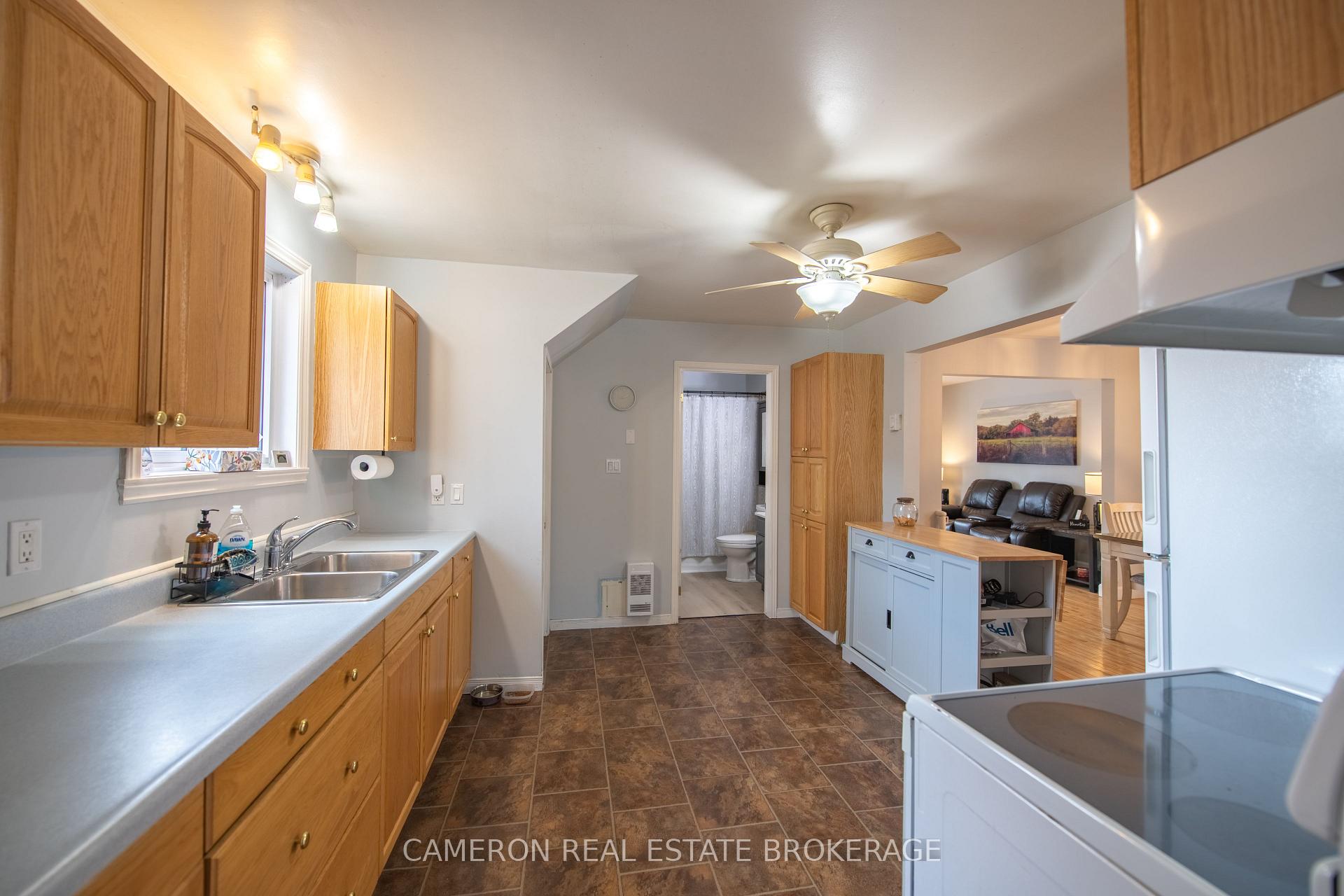 Photo 10 of 428 Sixth Street E, Cornwall — HOMEH