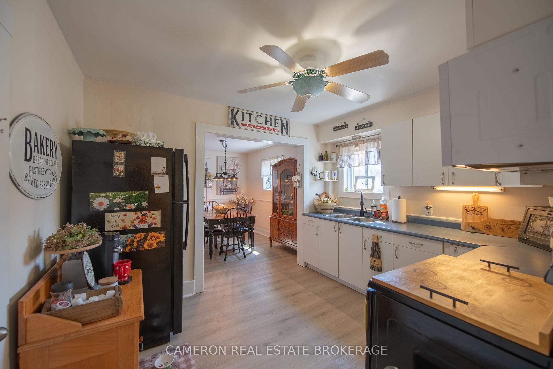 Photo 19 of 428 Sixth Street E, Cornwall — HOMEH