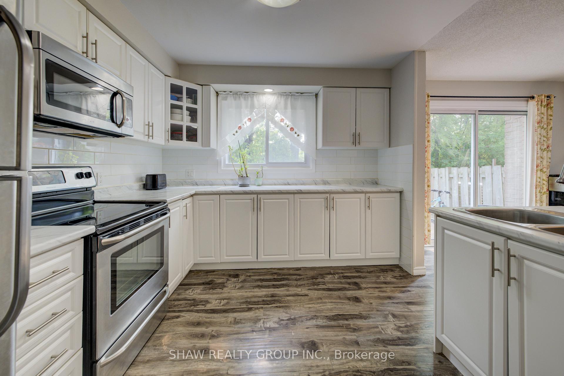 Photo 13 of Unit 36, 293 Fairway Road, Kitchener — HOMEH