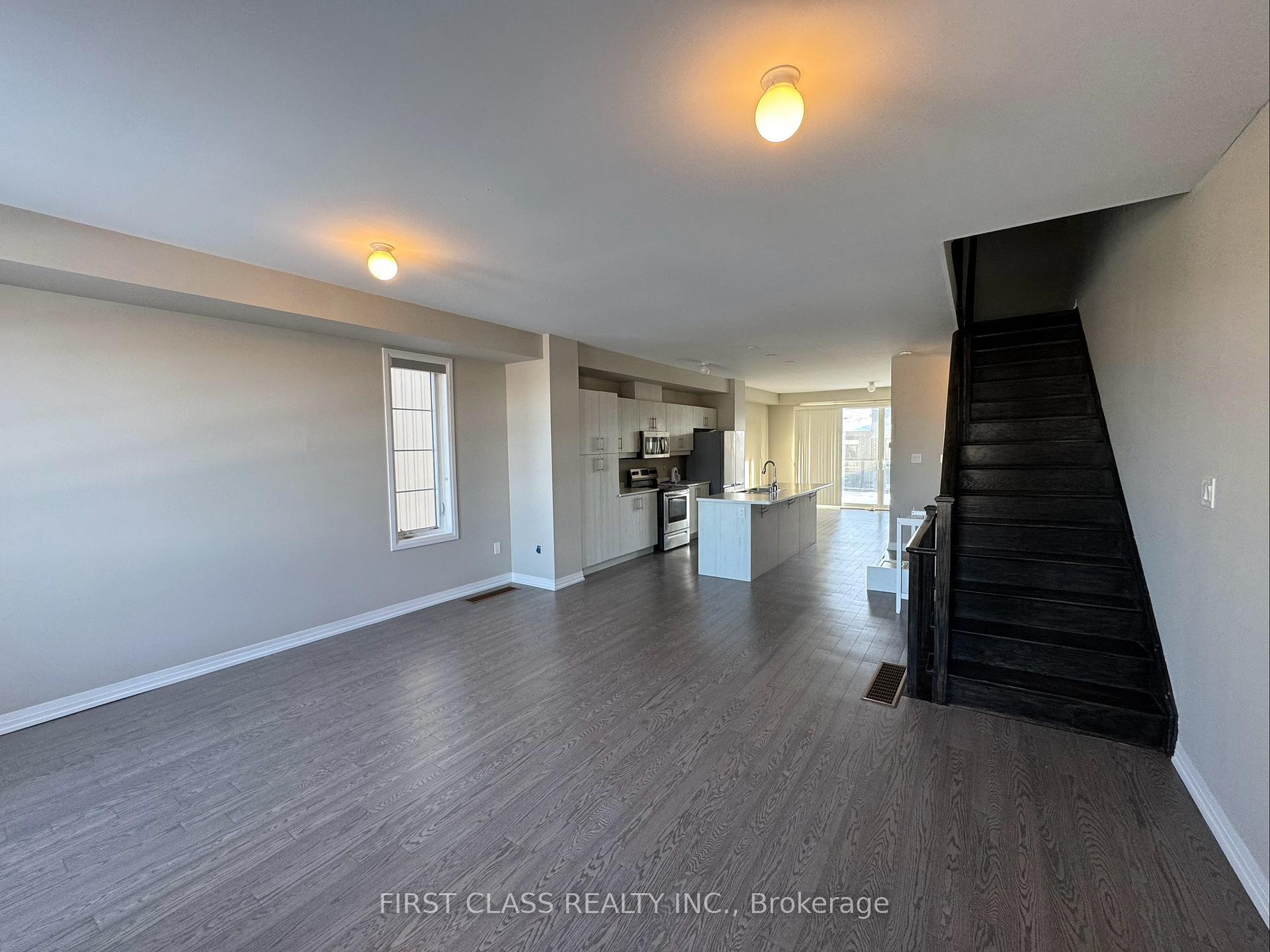 Photo 15 of 15 Prince William Boulevard N, Clarington, Bowmanville — HOMEH