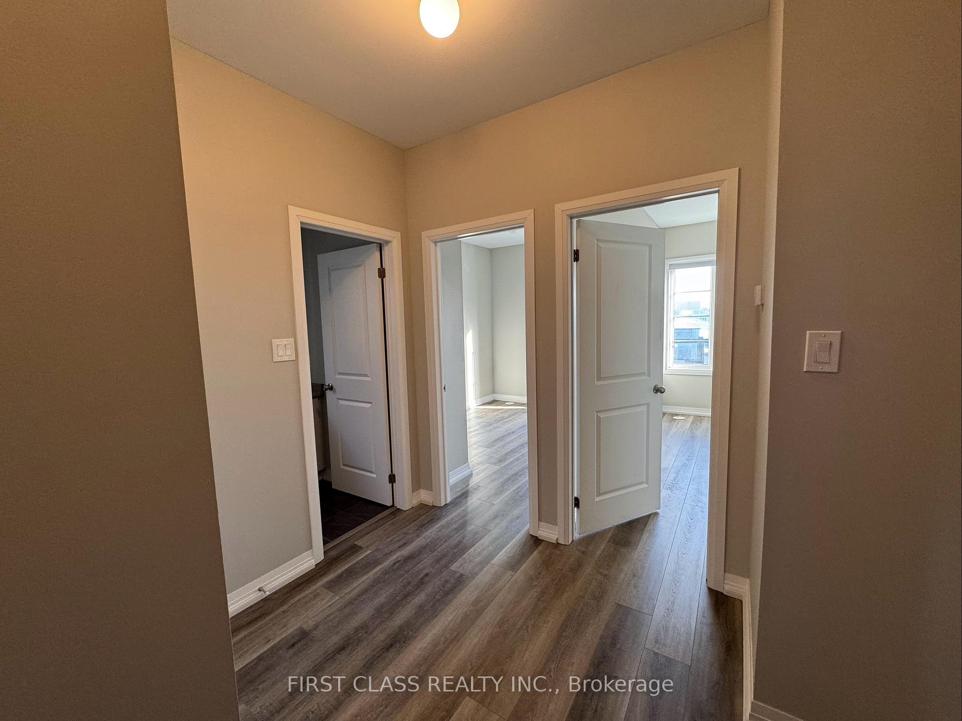 Photo 8 of 15 Prince William Boulevard N, Clarington, Bowmanville — HOMEH
