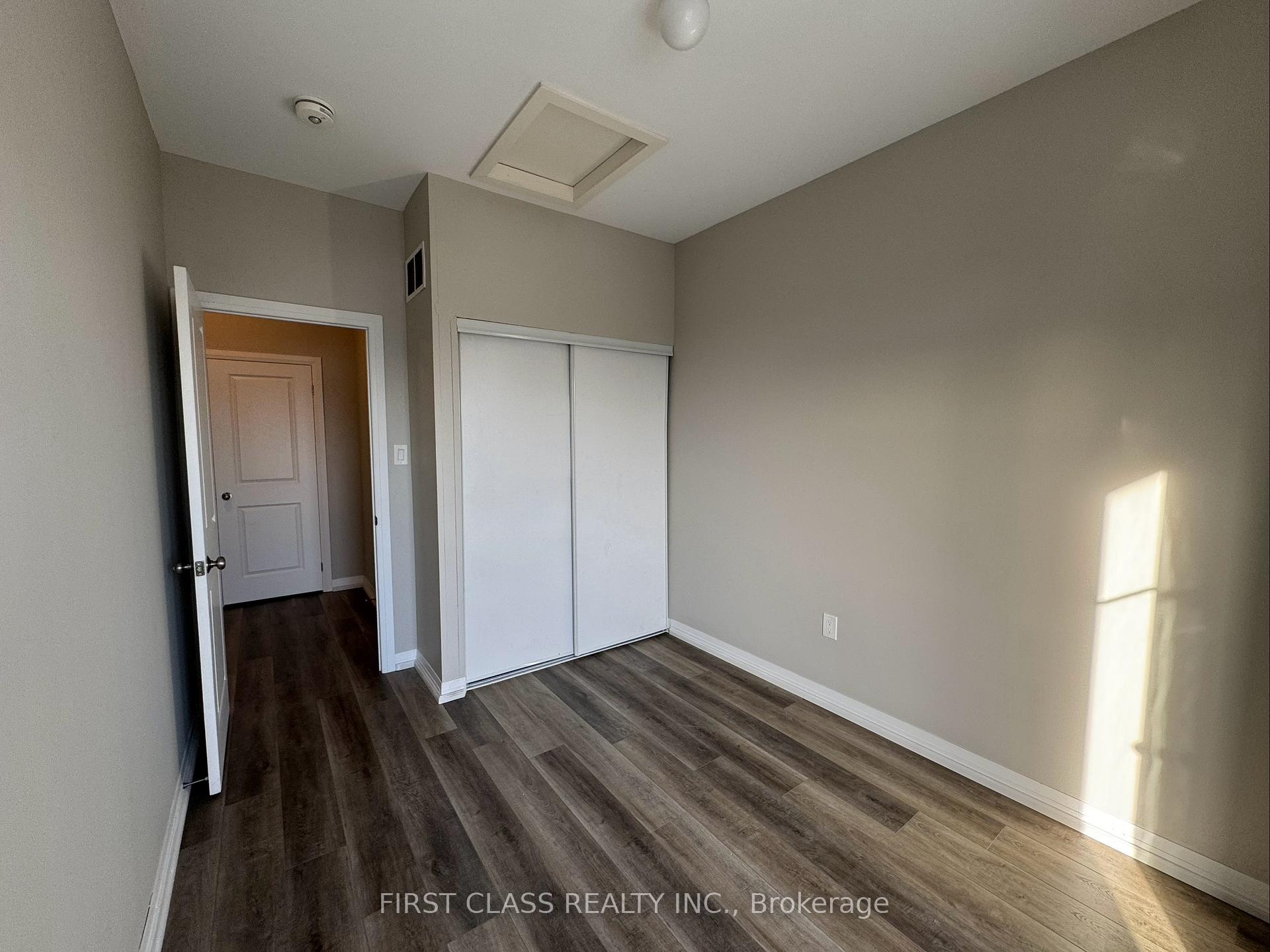 Photo 25 of 15 Prince William Boulevard N, Clarington, Bowmanville — HOMEH
