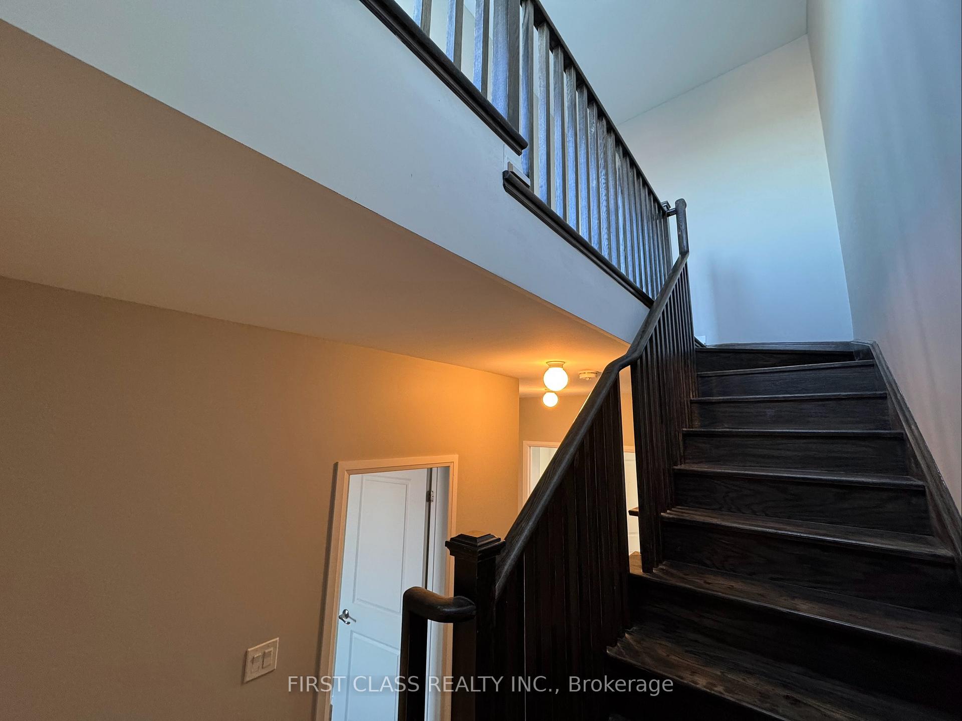 Photo 20 of 15 Prince William Boulevard N, Clarington, Bowmanville — HOMEH