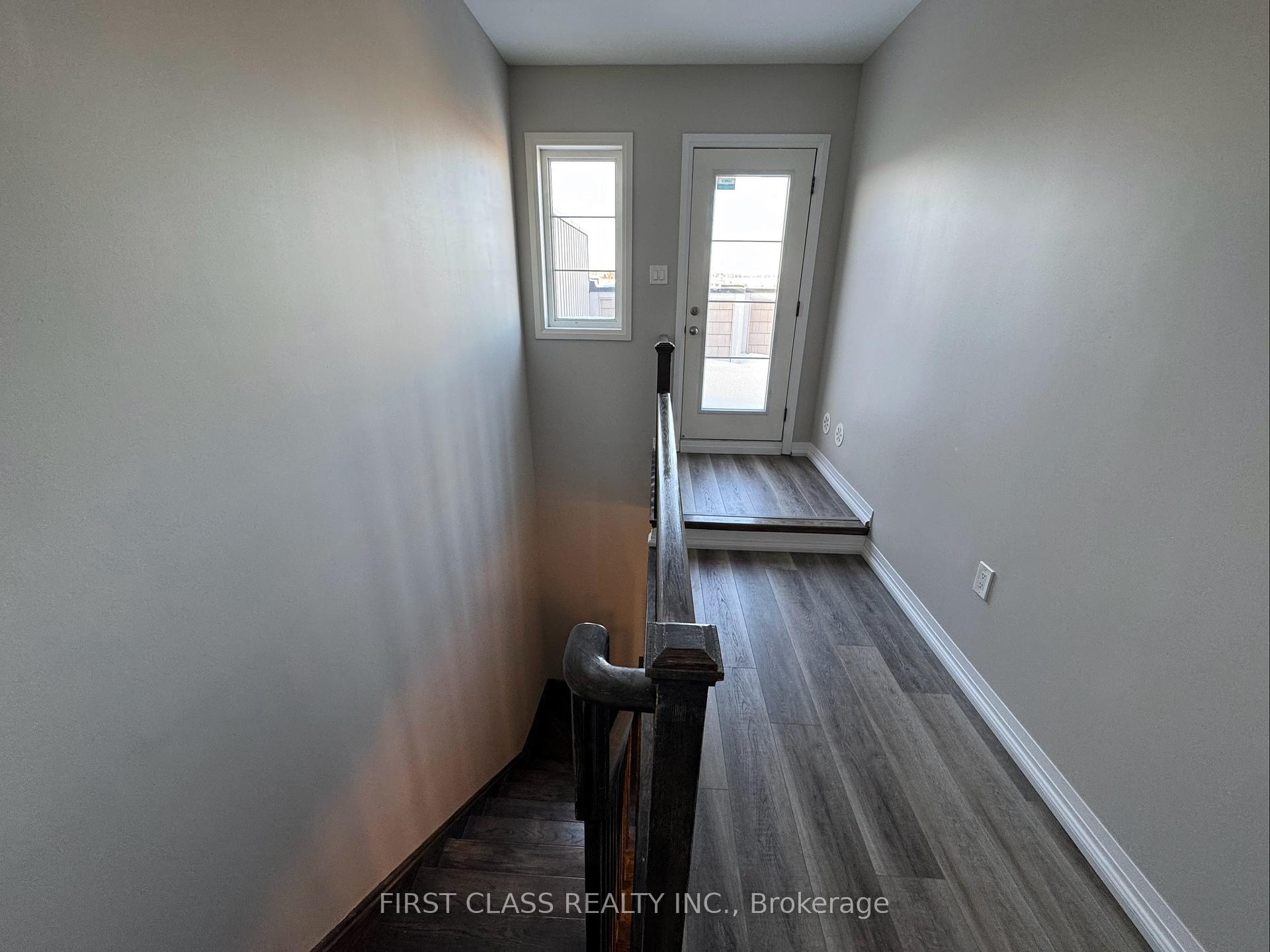 Photo 13 of 15 Prince William Boulevard N, Clarington, Bowmanville — HOMEH