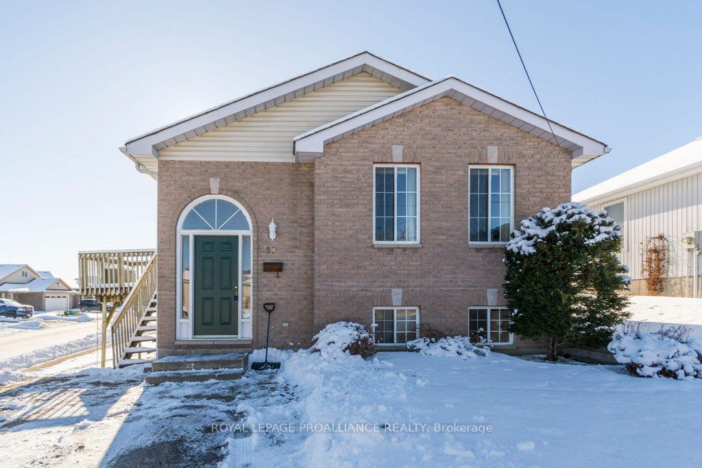 Photo 1 of 37 Tice Crescent, Belleville, Belleville Ward — HOMEH