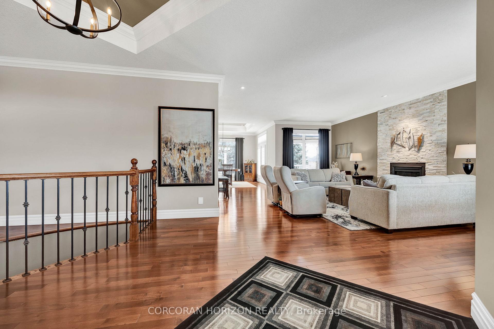 Photo 4 of Unit 50, 260 Deer Ridge Drive, Kitchener — HOMEH