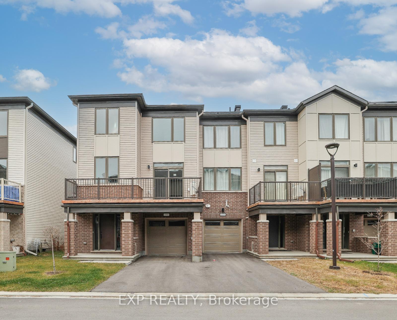 Photo 1 of 231 Anyolite, Ottawa, Barrhaven - Heritage Park — HOMEH