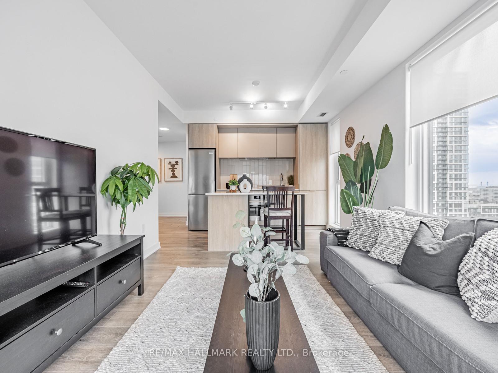 Photo 3 of Unit 1603, 130 River Street, Toronto, Regent Park — HOMEH