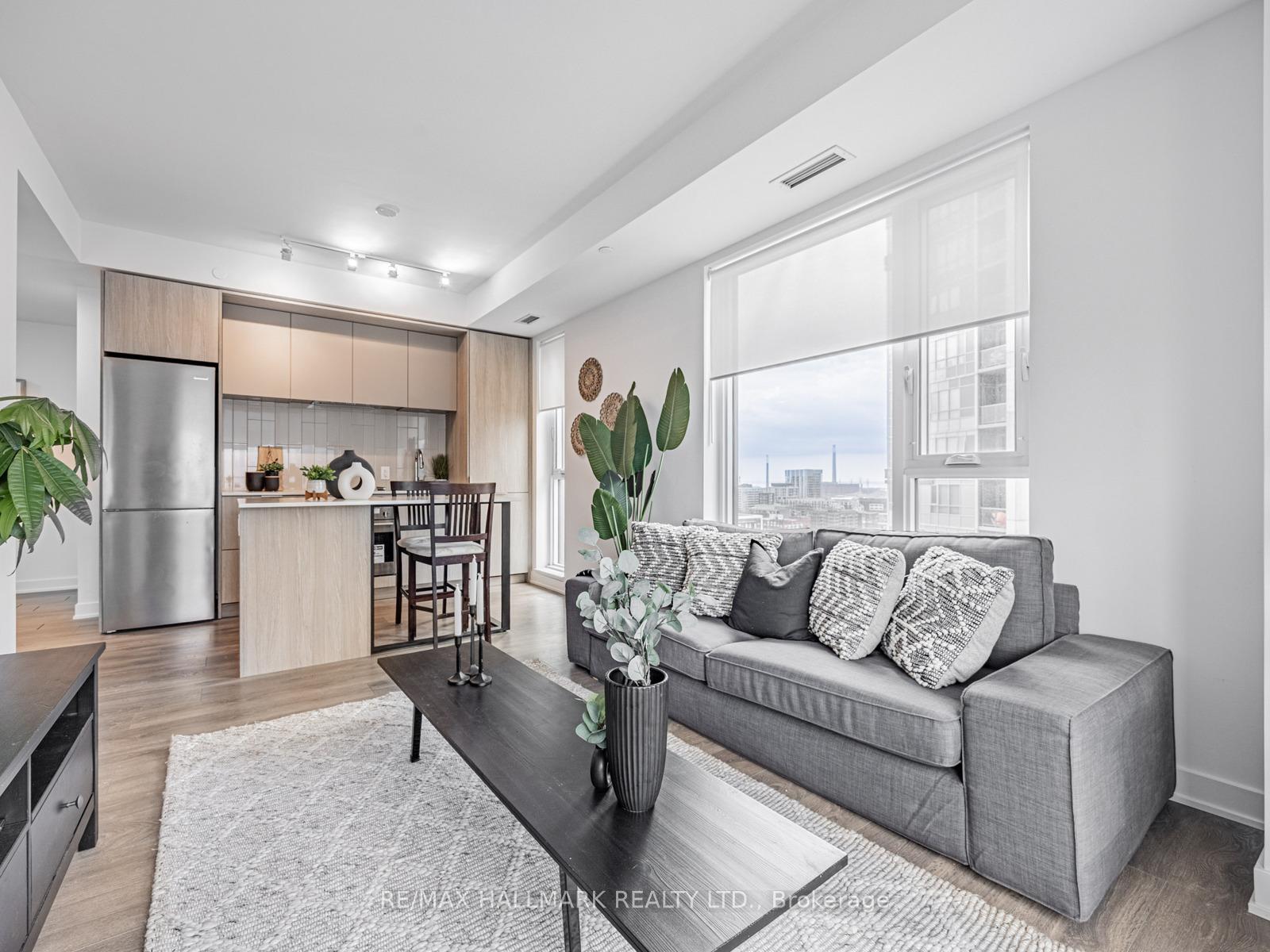 Photo 5 of Unit 1603, 130 River Street, Toronto, Regent Park — HOMEH