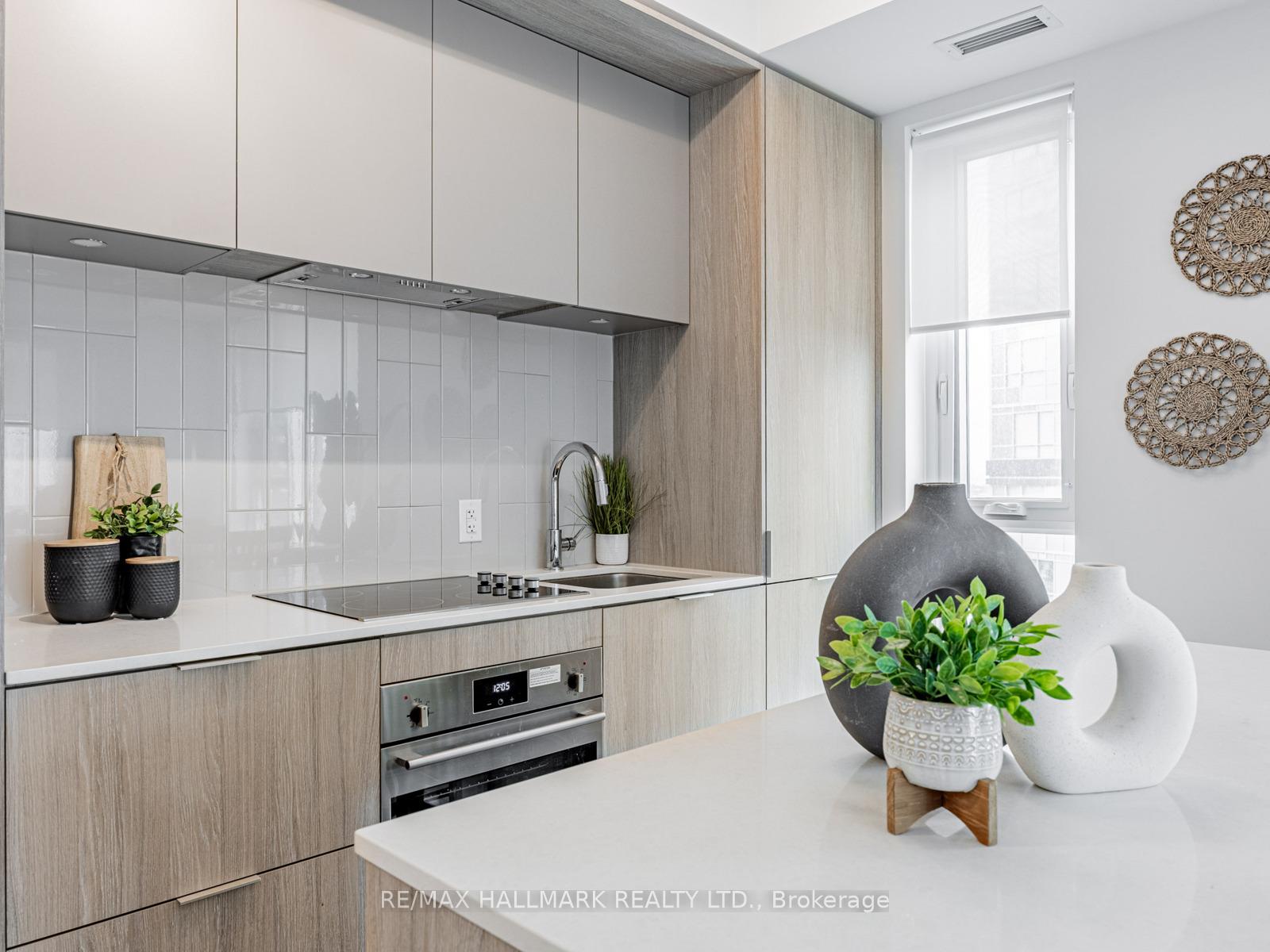 Photo 9 of Unit 1603, 130 River Street, Toronto, Regent Park — HOMEH