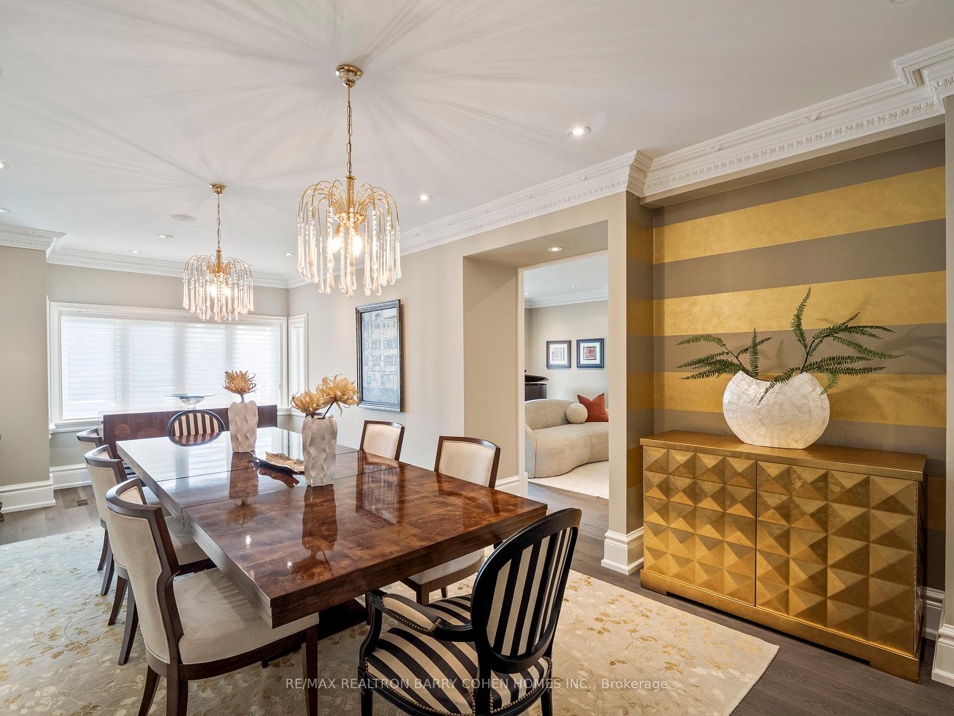Photo 7 of 16 Clarendon Avenue, Toronto, Casa Loma — HOMEH