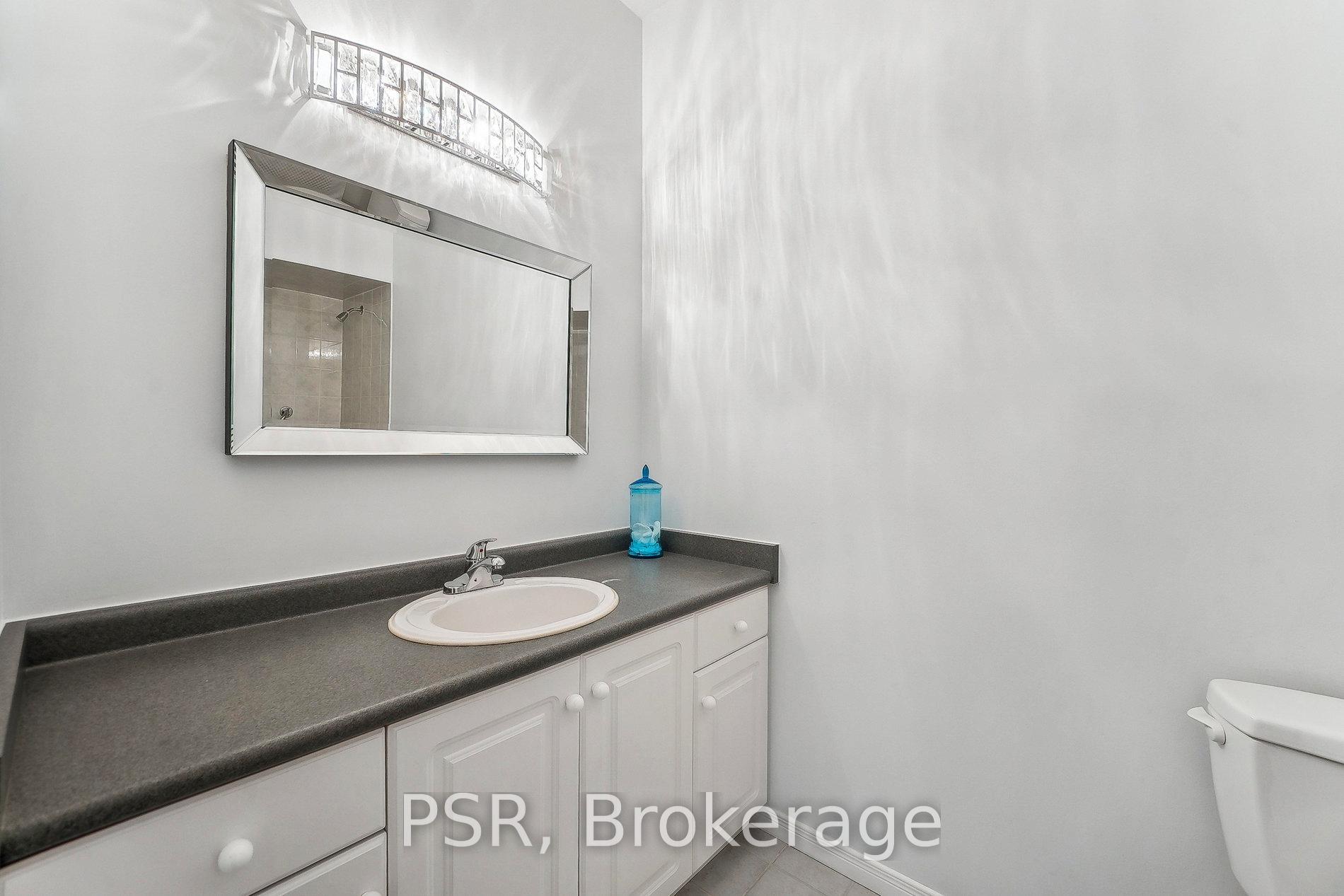 Photo 23 of Unit 2, 212 Stonehenge Drive W, Hamilton, Meadowlands — HOMEH