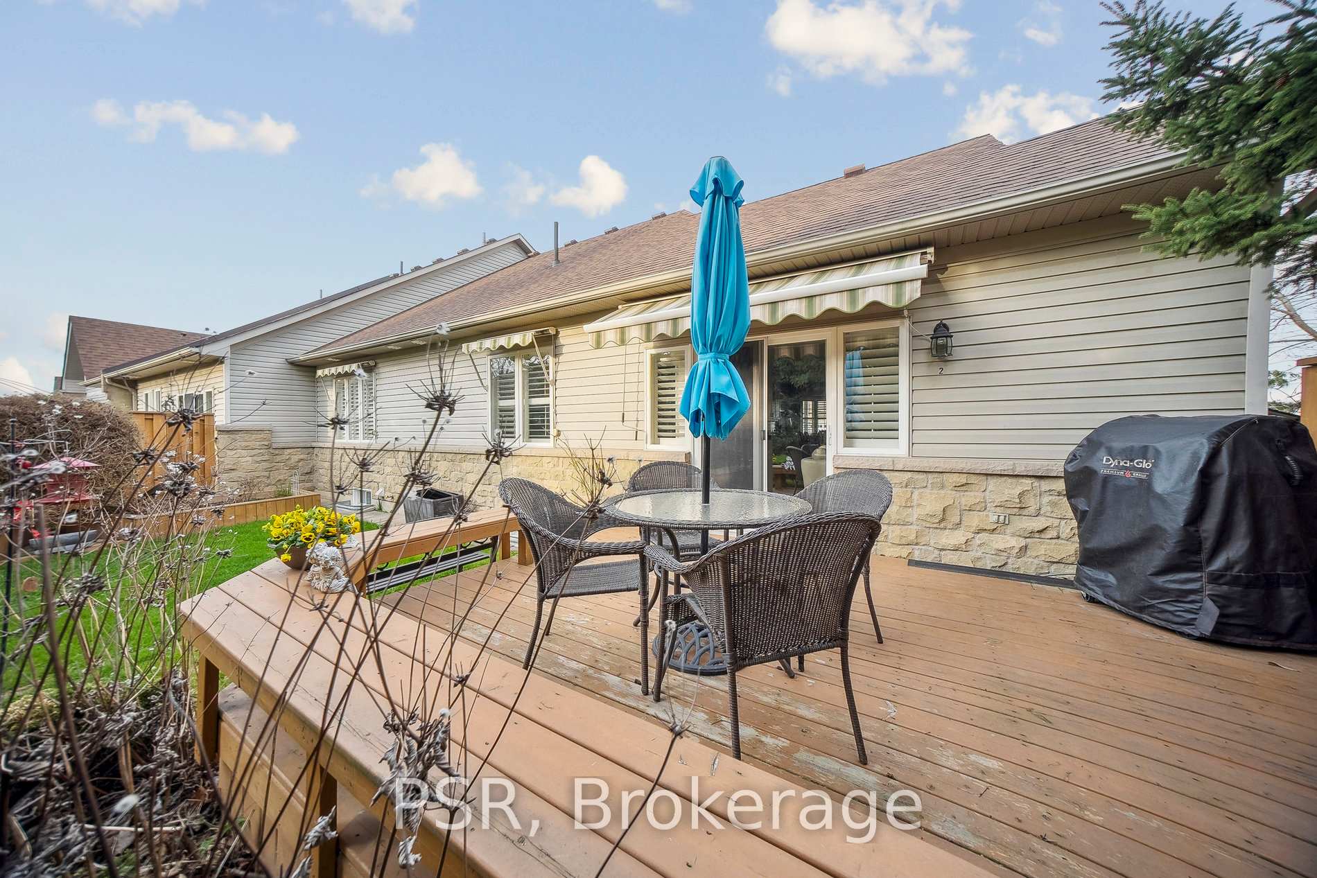 Photo 39 of Unit 2, 212 Stonehenge Drive W, Hamilton, Meadowlands — HOMEH