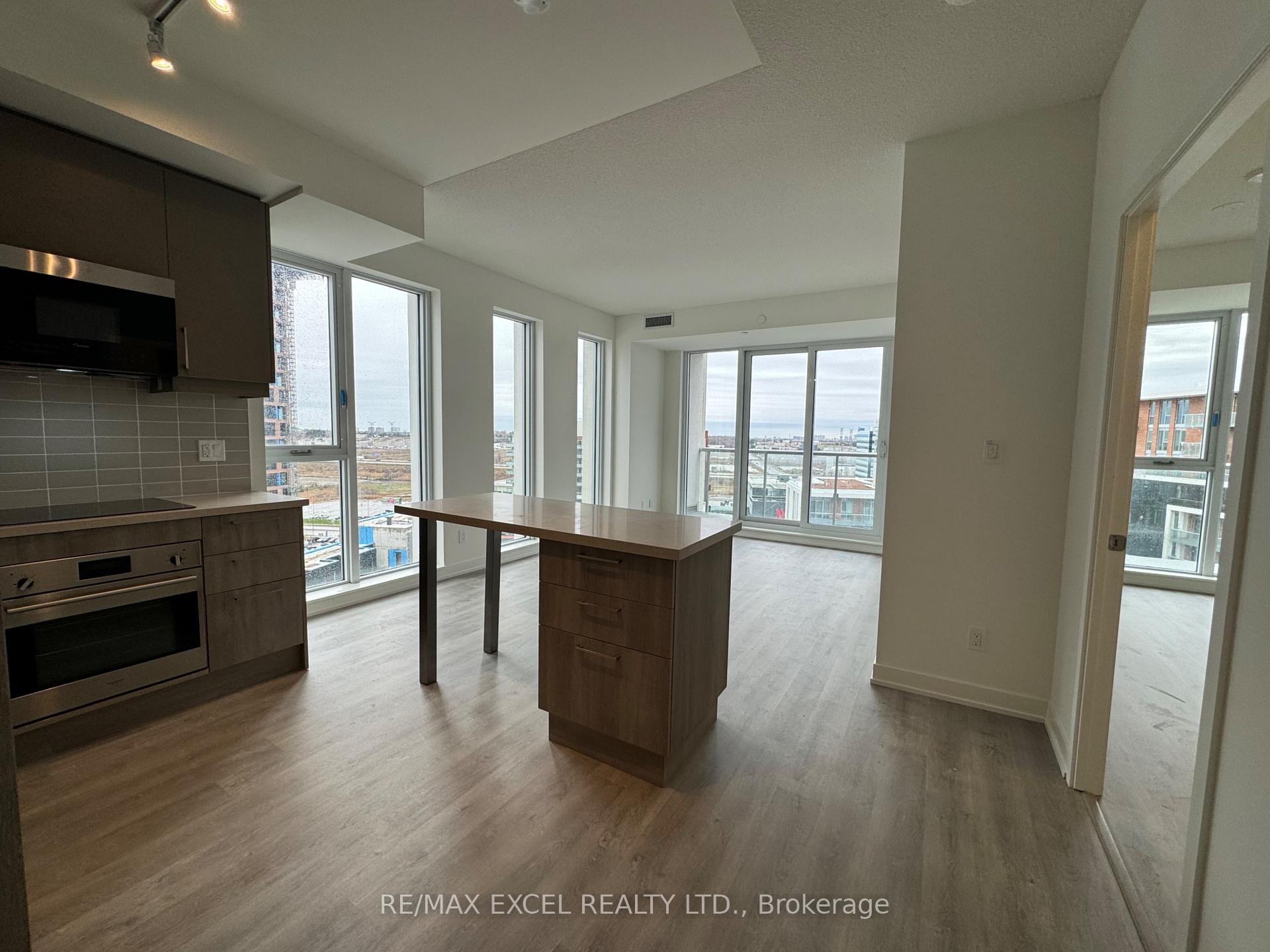 Photo 2 of Unit 1712, 292 Verdale Crossing, Markham, Unionville — HOMEH