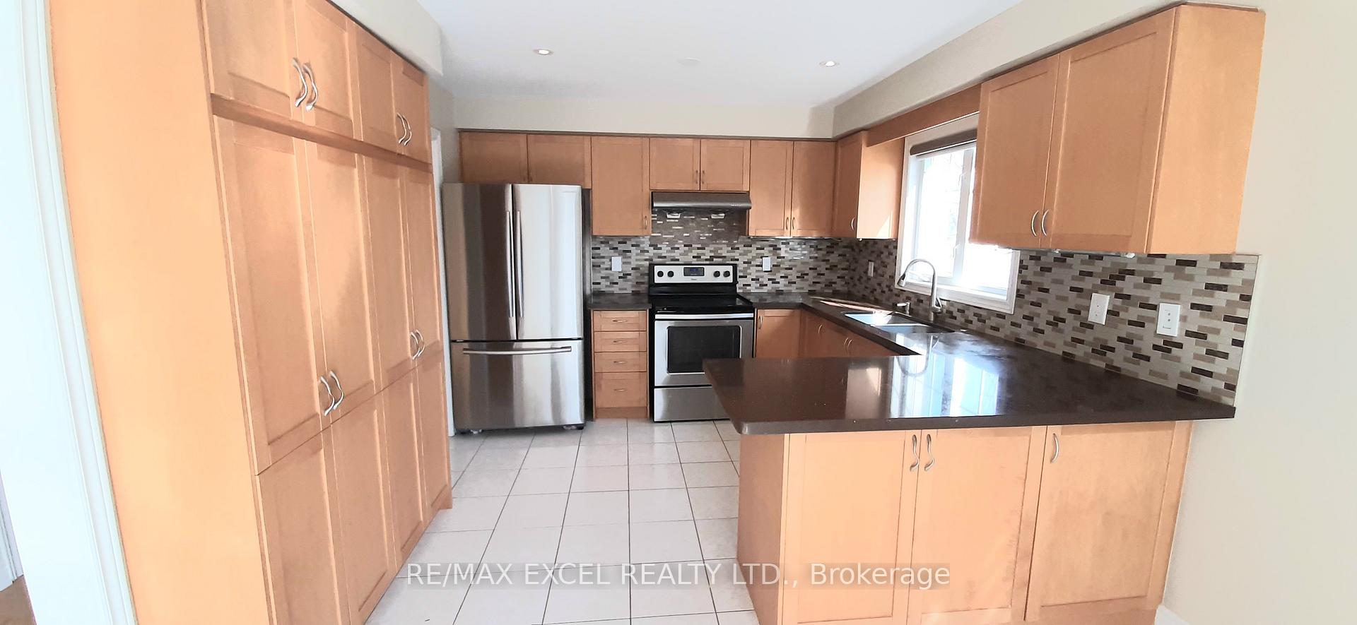 Photo 19 of 131 Cynthia Jean Street, Markham, Berczy — HOMEH