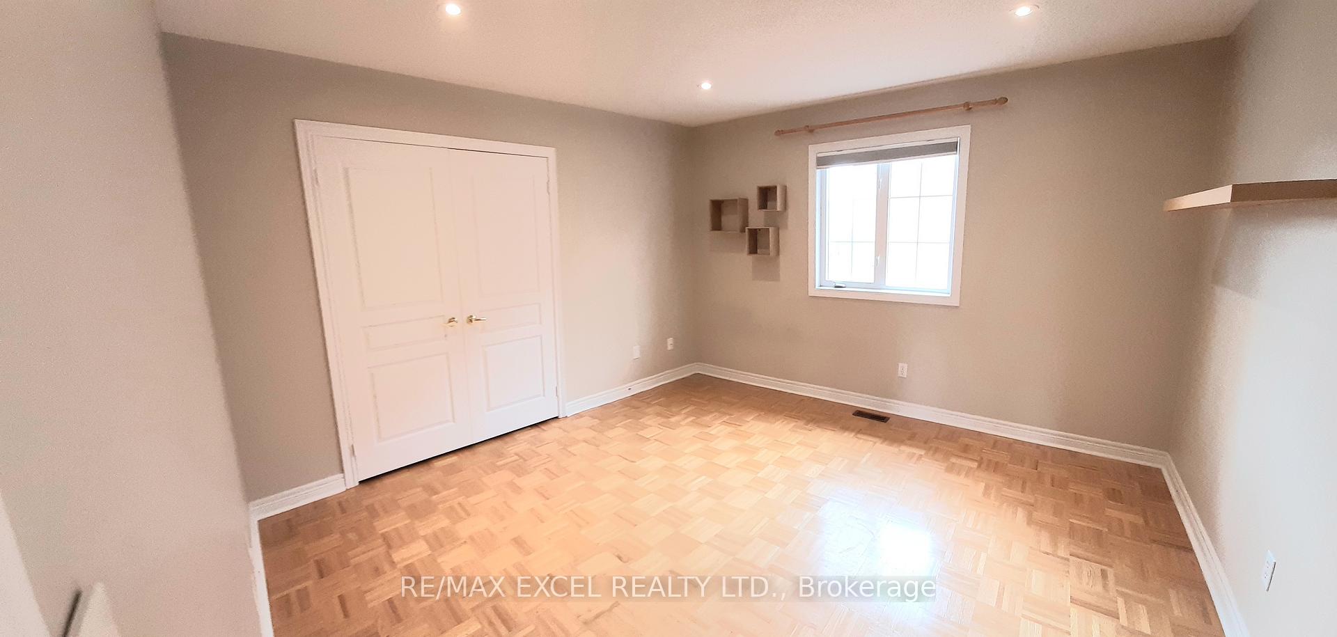 Photo 12 of 131 Cynthia Jean Street, Markham, Berczy — HOMEH