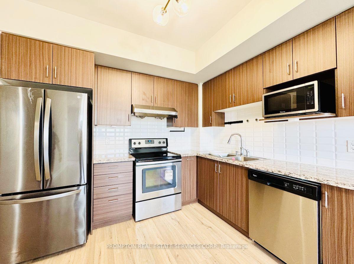 Photo 3 of Unit 307, 38 cedarland Drive, Markham, Unionville — HOMEH