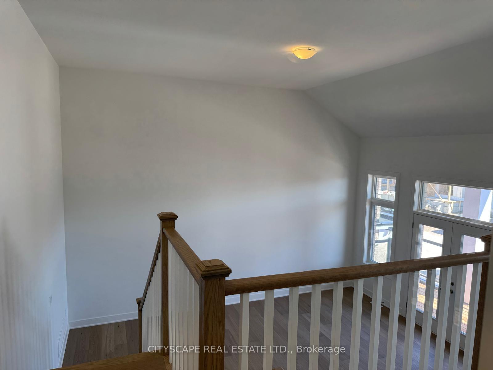 Photo 11 of 38 Suzuki Street, Barrie, Rural Barrie Southeast — HOMEH