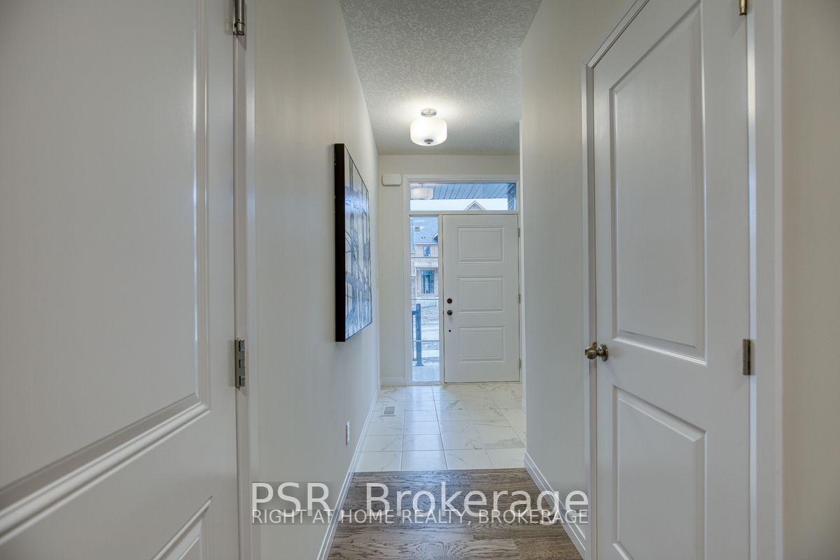 Photo 10 of 21 Queensbrook Crescent, Cambridge — HOMEH