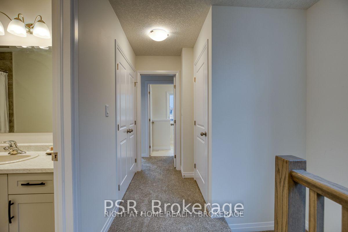 Photo 5 of 21 Queensbrook Crescent, Cambridge — HOMEH