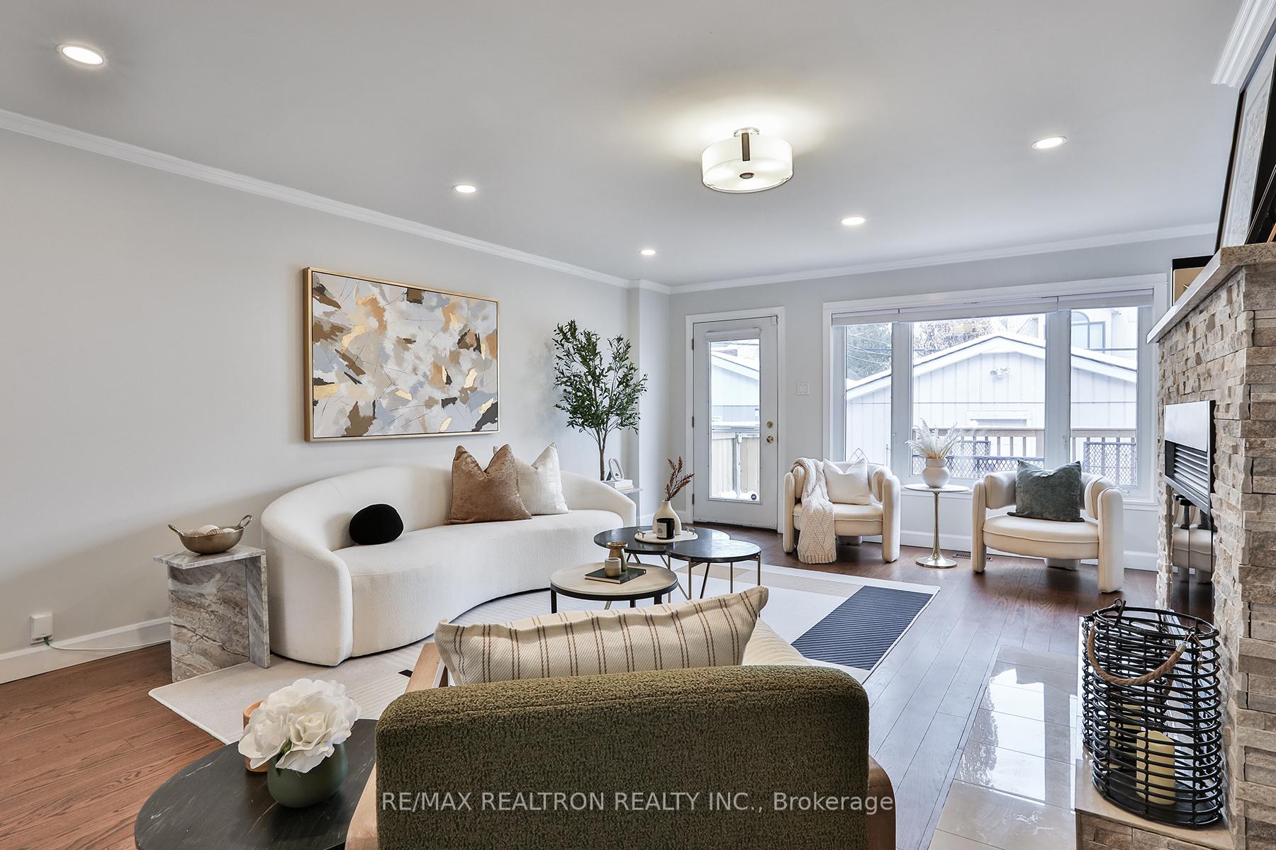 Photo 13 of 374 Woburn Avenue, Toronto, Lawrence Park North — HOMEH
