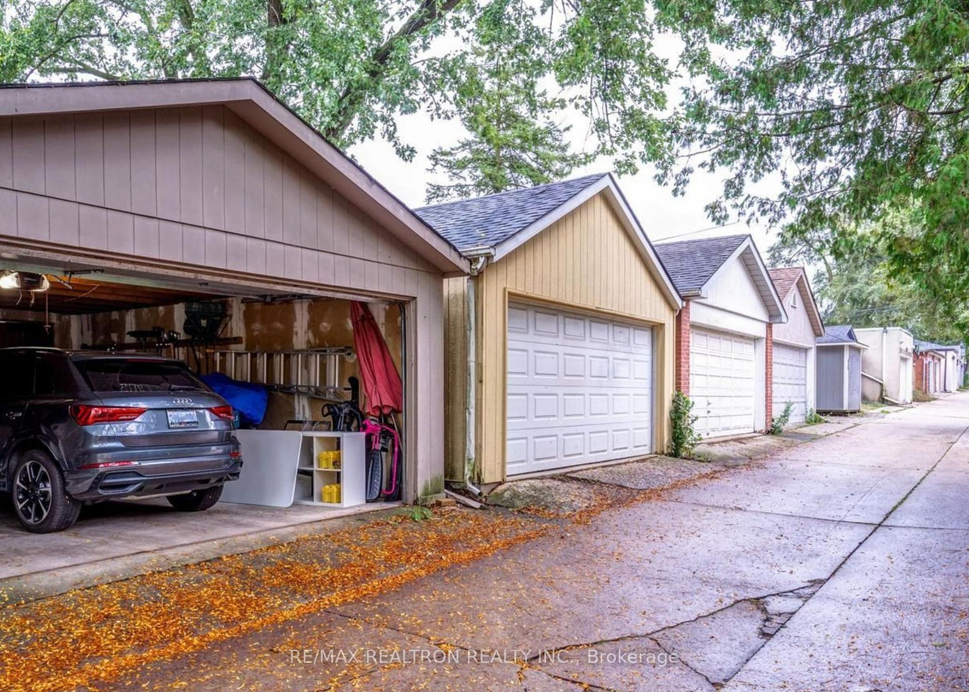 Photo 39 of 374 Woburn Avenue, Toronto, Lawrence Park North — HOMEH