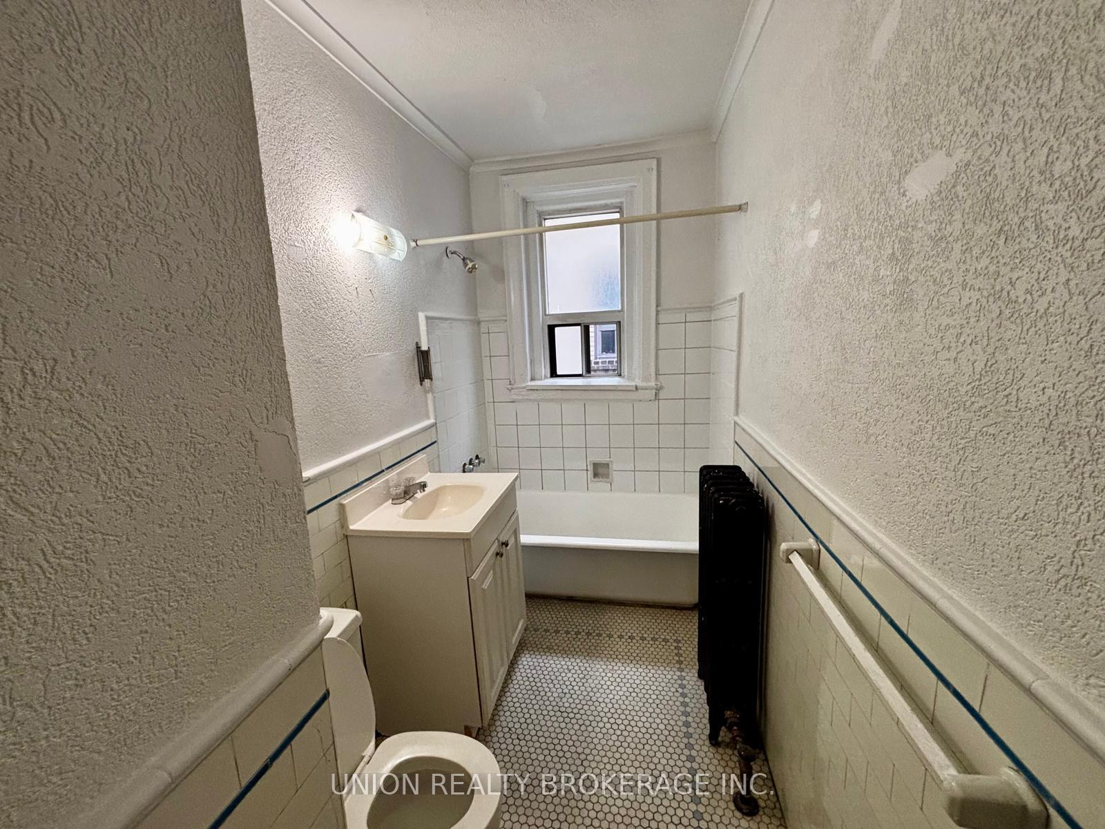 Photo 10 of Unit 10, 66 Beech Avenue, Toronto, The Beaches — HOMEH