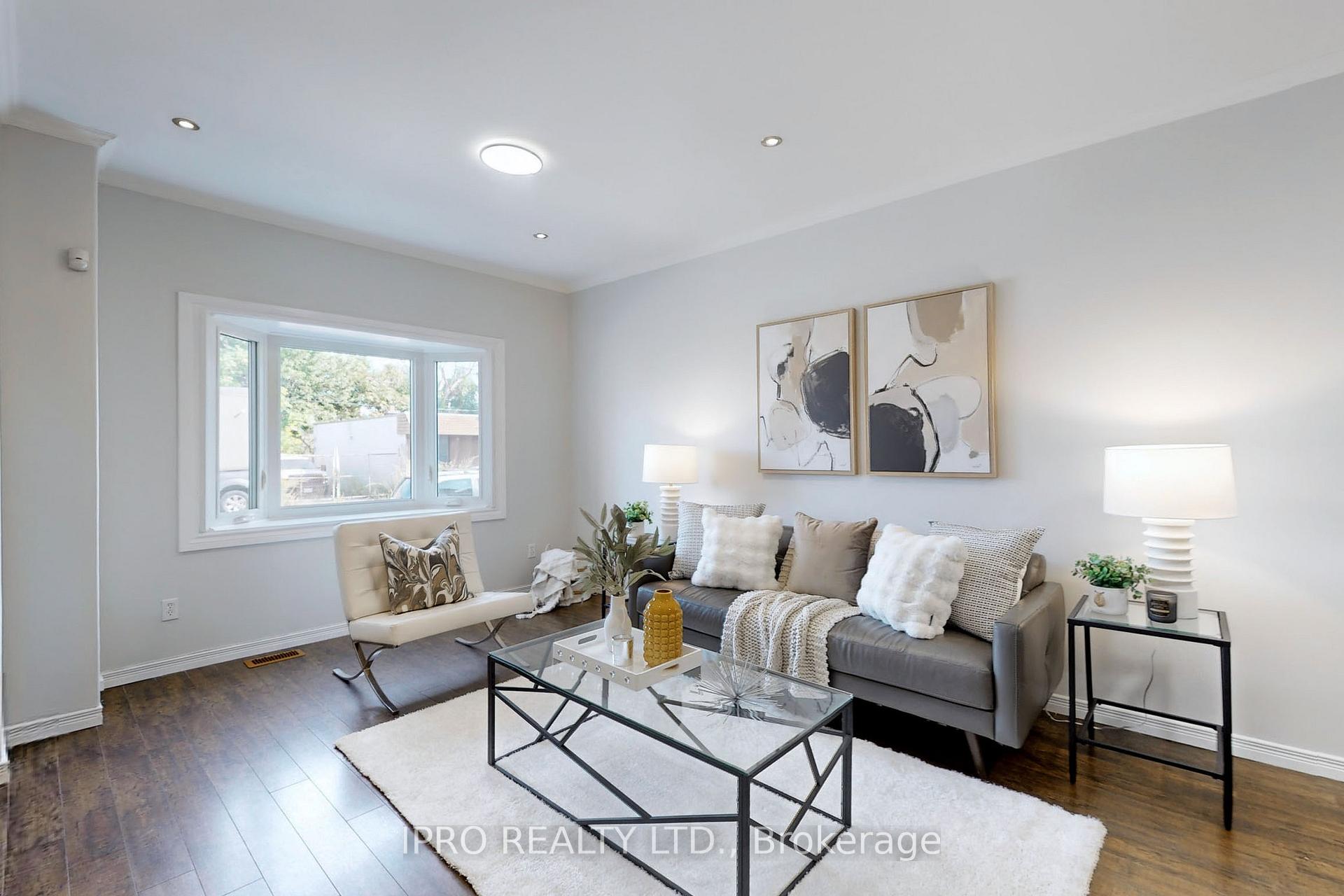 Photo 5 of 25 Lincoln Street, Hamilton, Crown Point — HOMEH