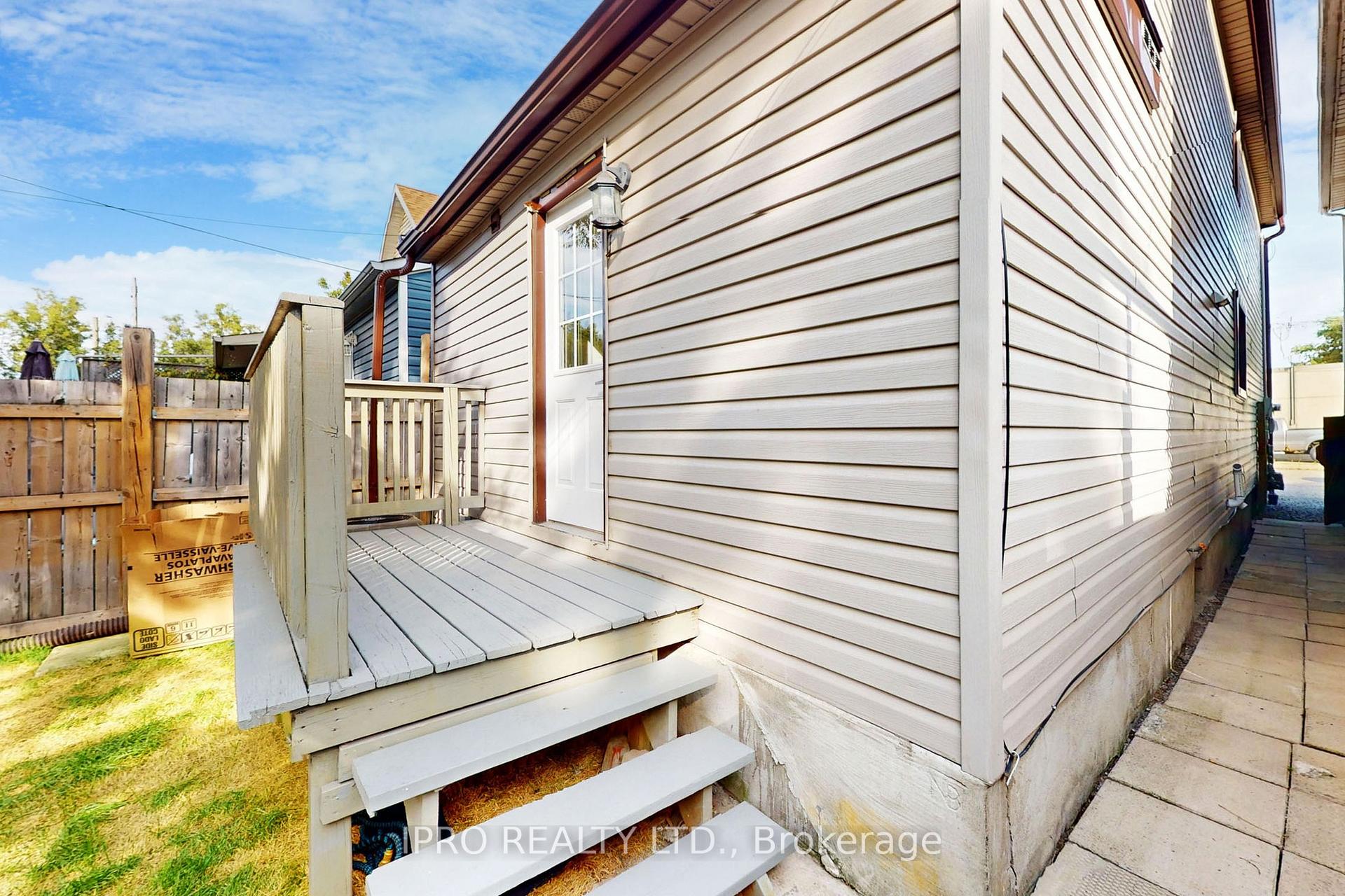 Photo 22 of 25 Lincoln Street, Hamilton, Crown Point — HOMEH