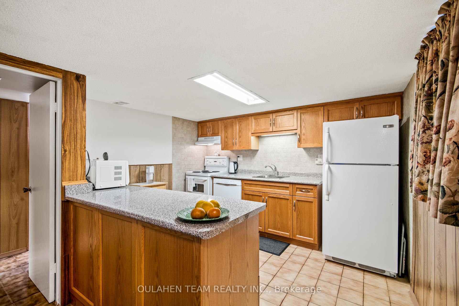 Photo 19 of 225 Robina Avenue, Toronto, Oakwood Village — HOMEH