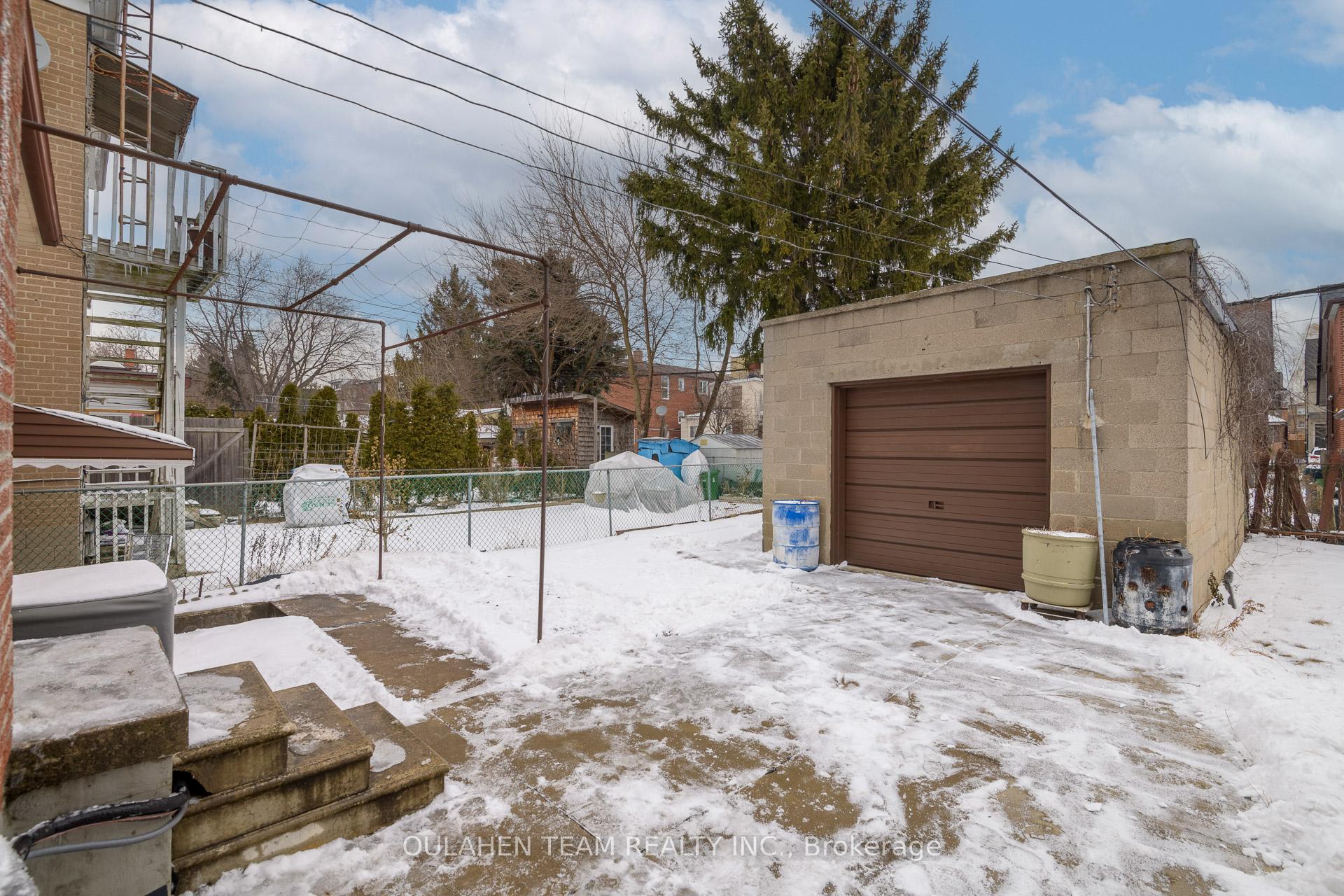 Photo 32 of 225 Robina Avenue, Toronto, Oakwood Village — HOMEH