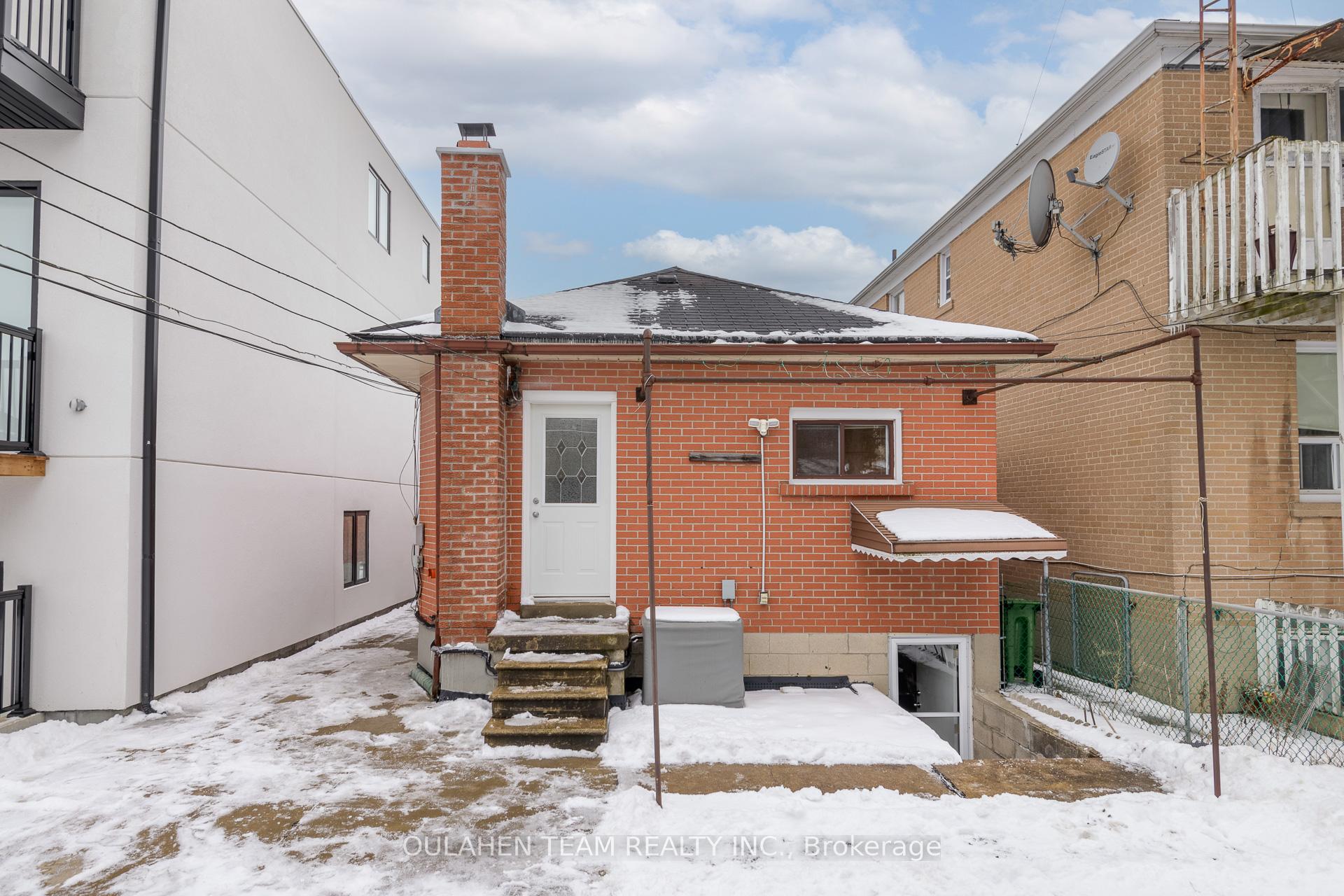 Photo 34 of 225 Robina Avenue, Toronto, Oakwood Village — HOMEH