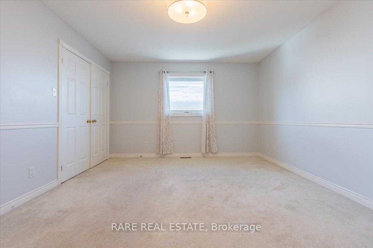 Photo 14 of Unit Main, 29 Mapleton Avenue, Barrie, Holly — HOMEH
