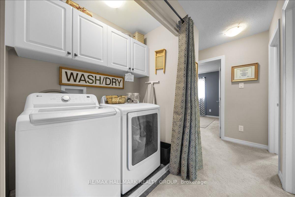 Photo 18 of 390 Bamburgh Way, Ottawa, Barrhaven - Cedargrove/Fraserdale — HOMEH