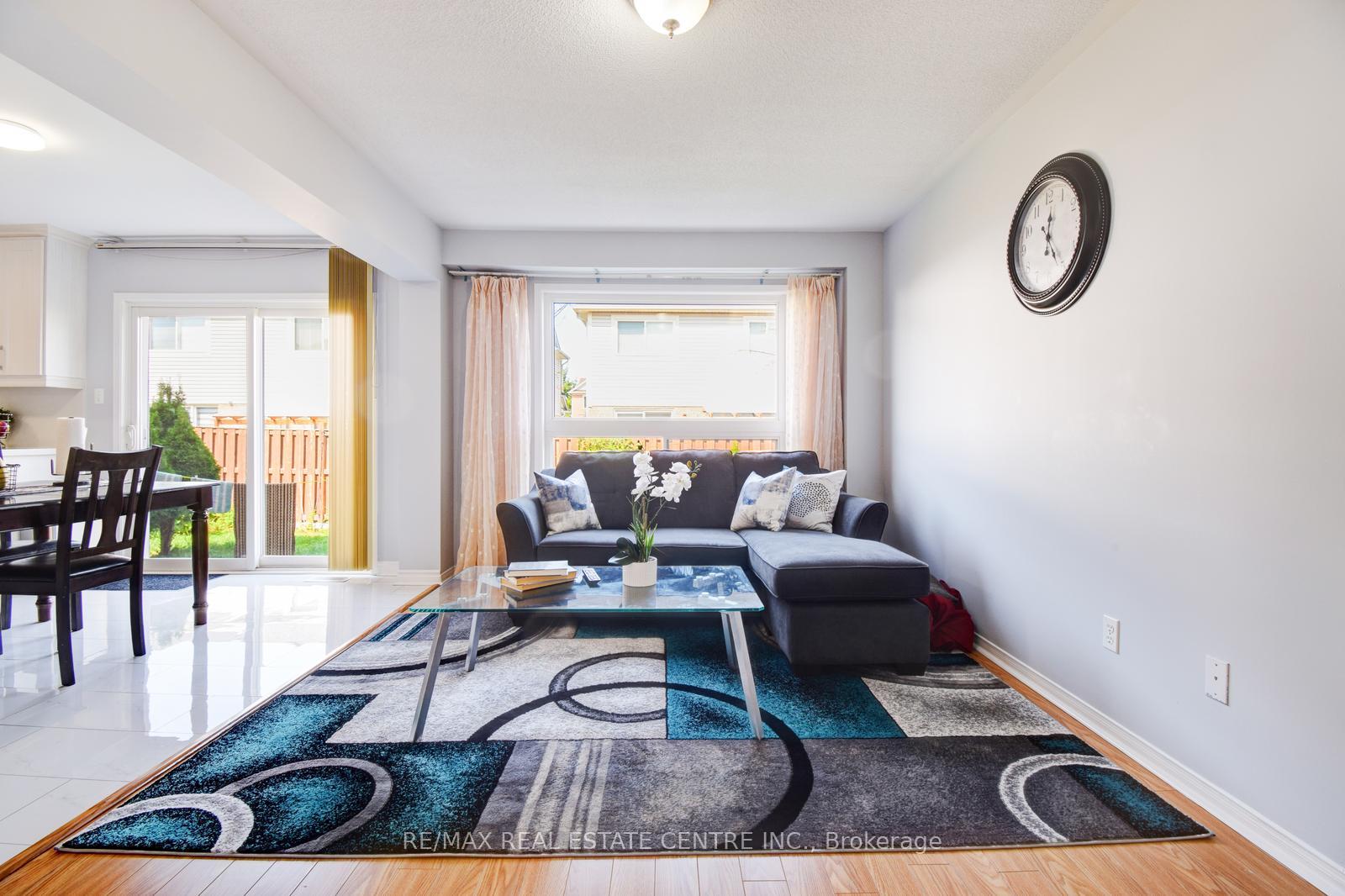 Photo 15 of 103 Botavia Downs Drive, Brampton, Fletcher's Meadow — HOMEH