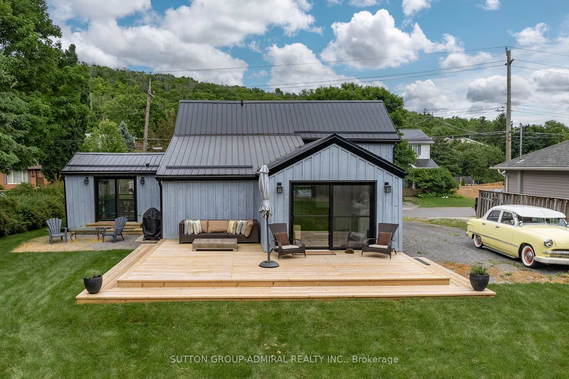 Photo 33 of 53 York Street, Prince Edward County, Picton — HOMEH