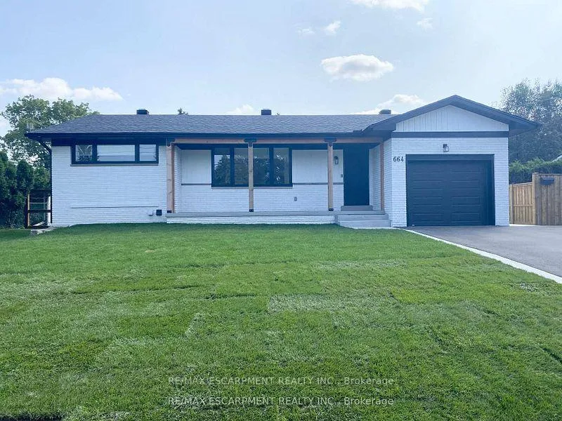 Photo 1 of Unit Lower, 664 Hiawatha Boulevard, Hamilton, Ancaster — HOMEH