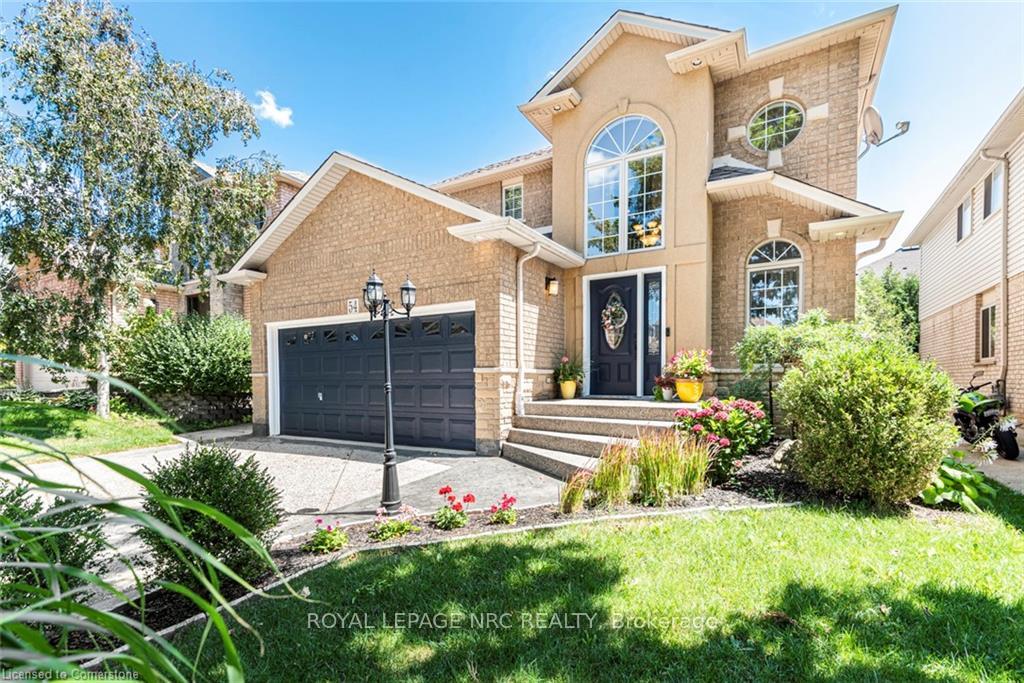 Front of 54 Stonepine Crescent