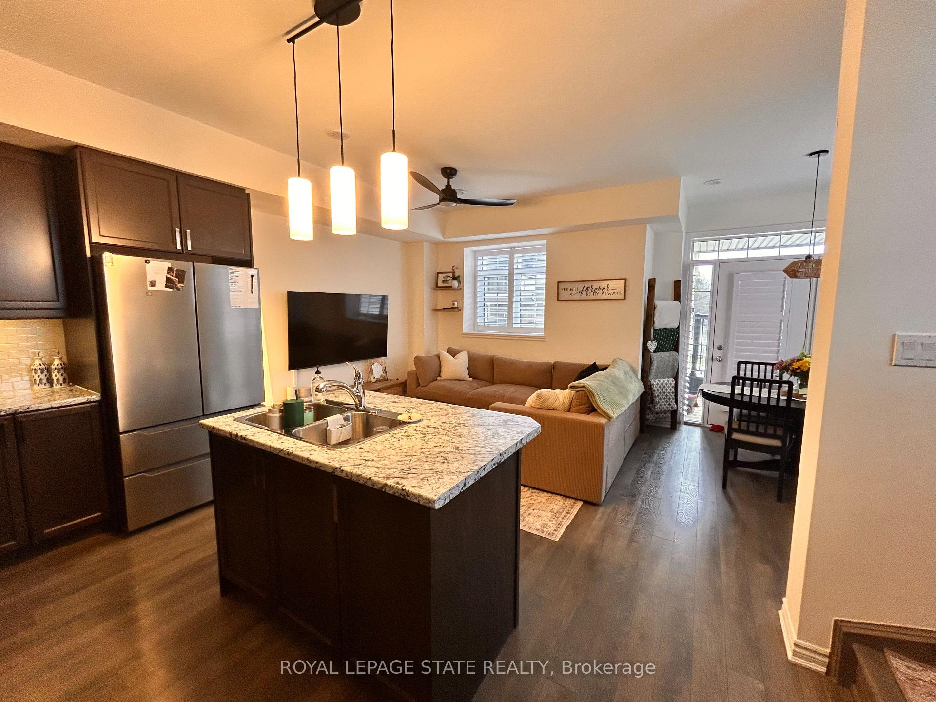 Photo 2 of Unit 40, 305 Garner Road W, Hamilton, Ancaster — HOMEH