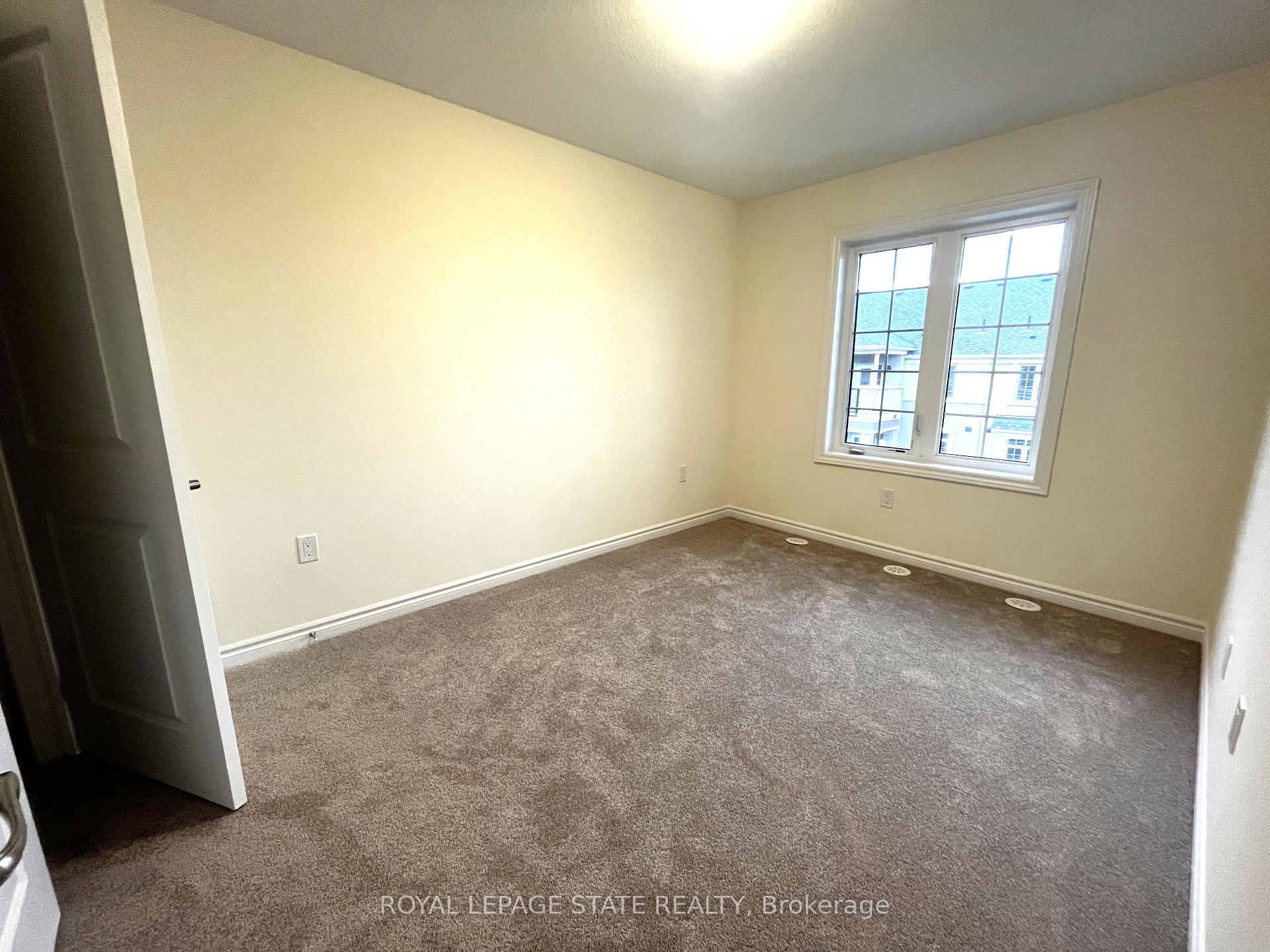 Photo 19 of Unit 40, 305 Garner Road W, Hamilton, Ancaster — HOMEH