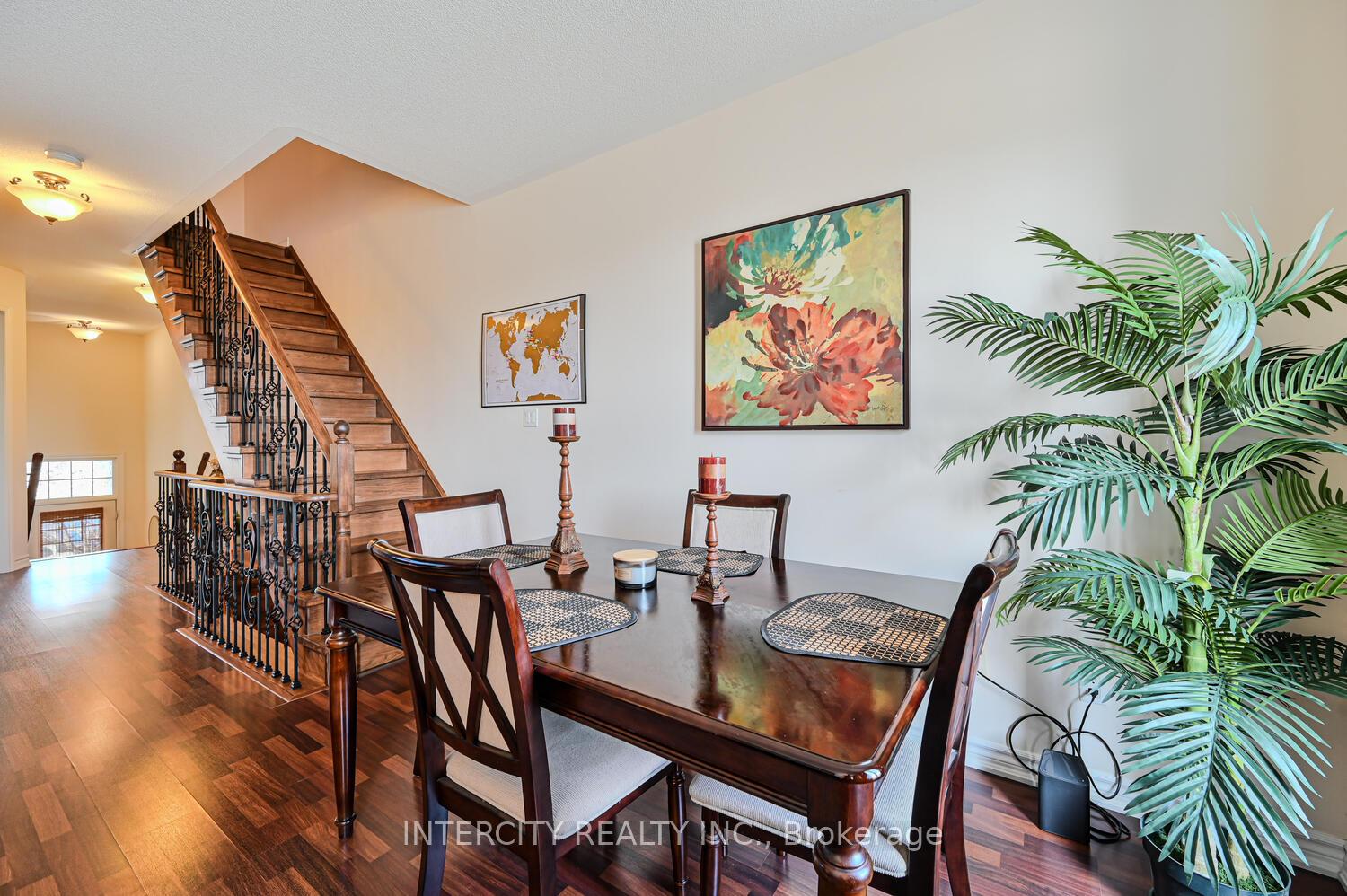 Photo 15 of 88 Magdalene Crescent, Brampton, Heart Lake East — HOMEH