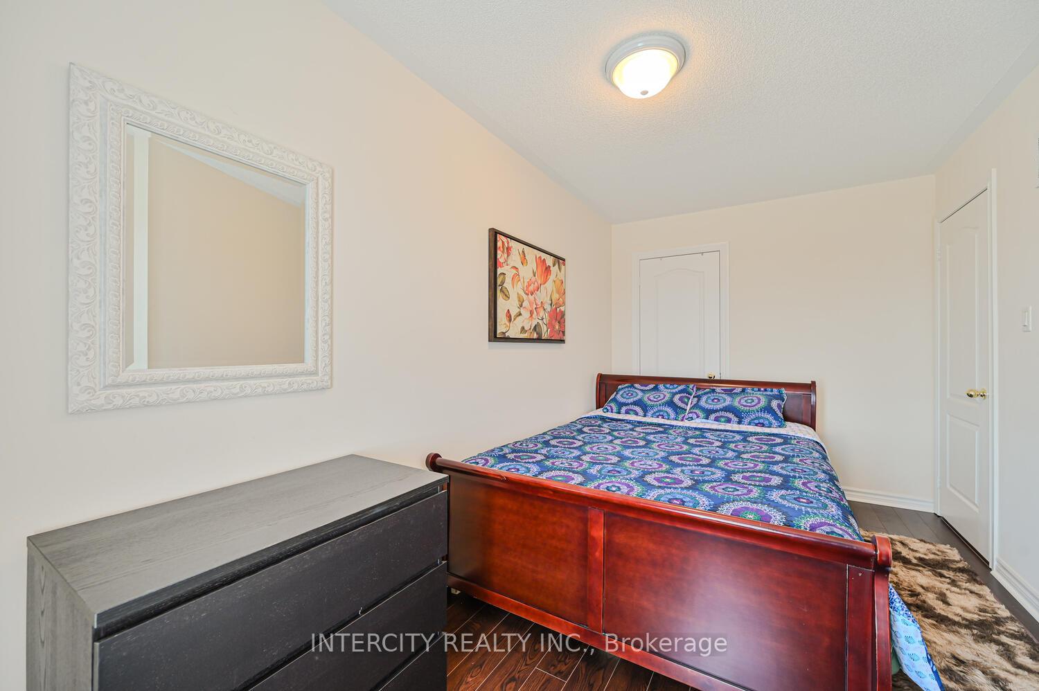 Photo 34 of 88 Magdalene Crescent, Brampton, Heart Lake East — HOMEH