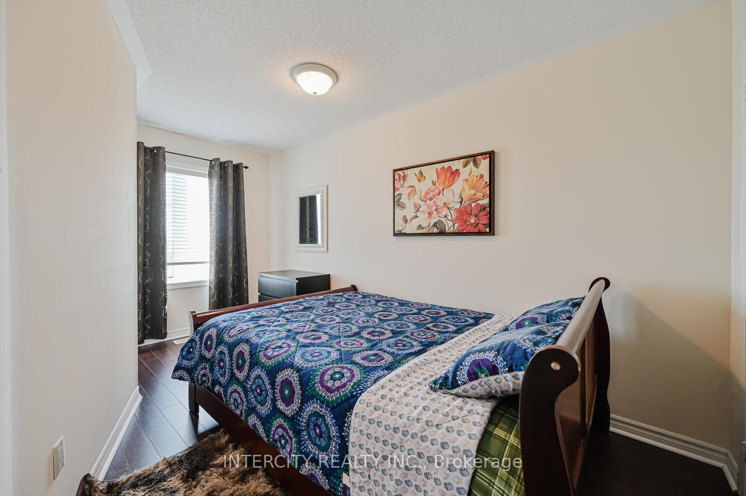 Photo 25 of 88 Magdalene Crescent, Brampton, Heart Lake East — HOMEH