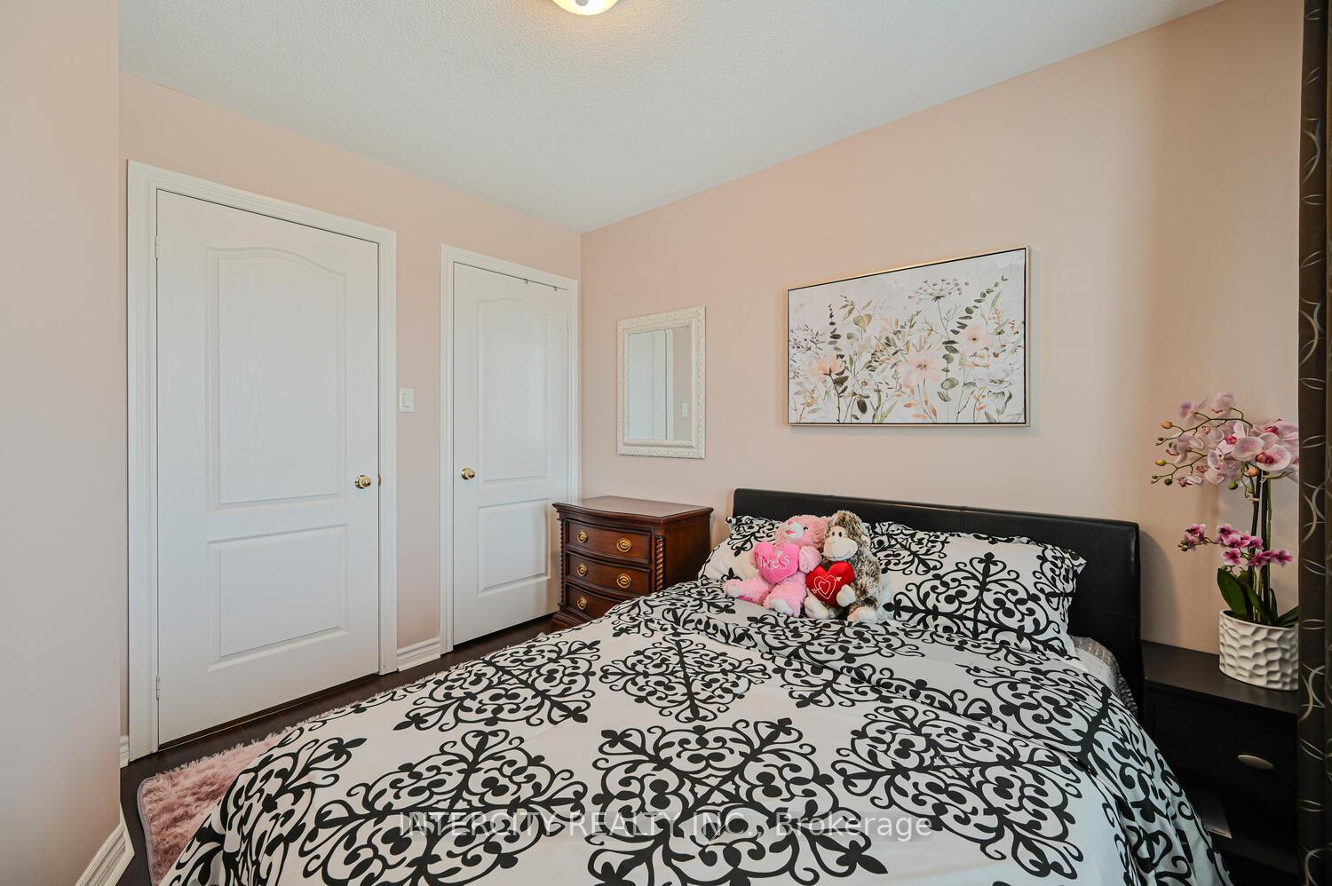 Photo 35 of 88 Magdalene Crescent, Brampton, Heart Lake East — HOMEH
