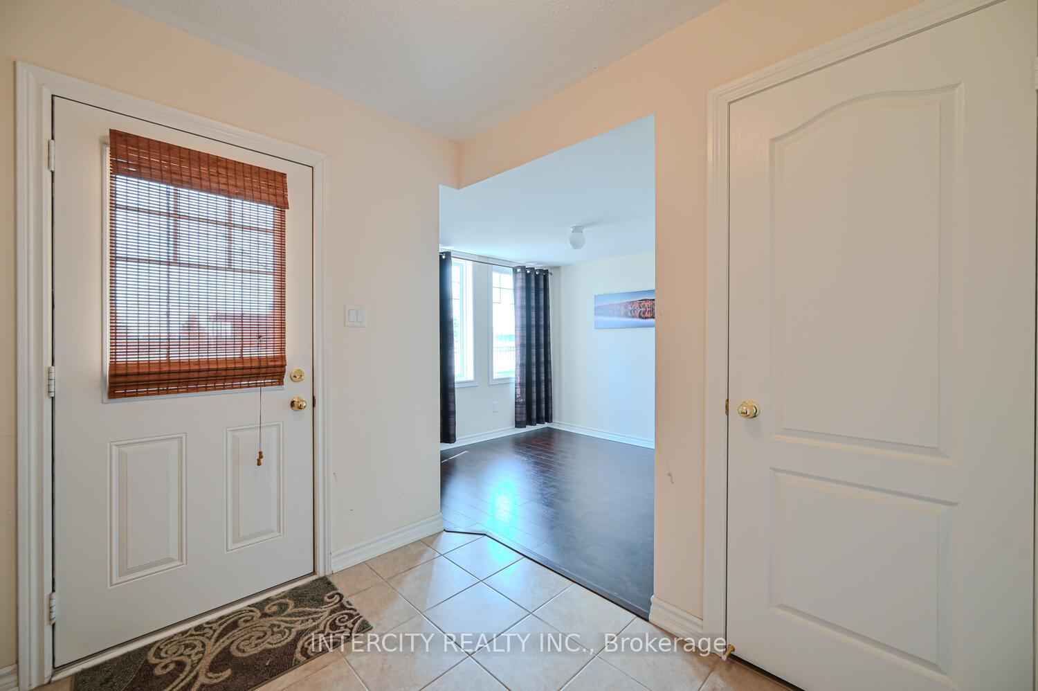 Photo 33 of 88 Magdalene Crescent, Brampton, Heart Lake East — HOMEH