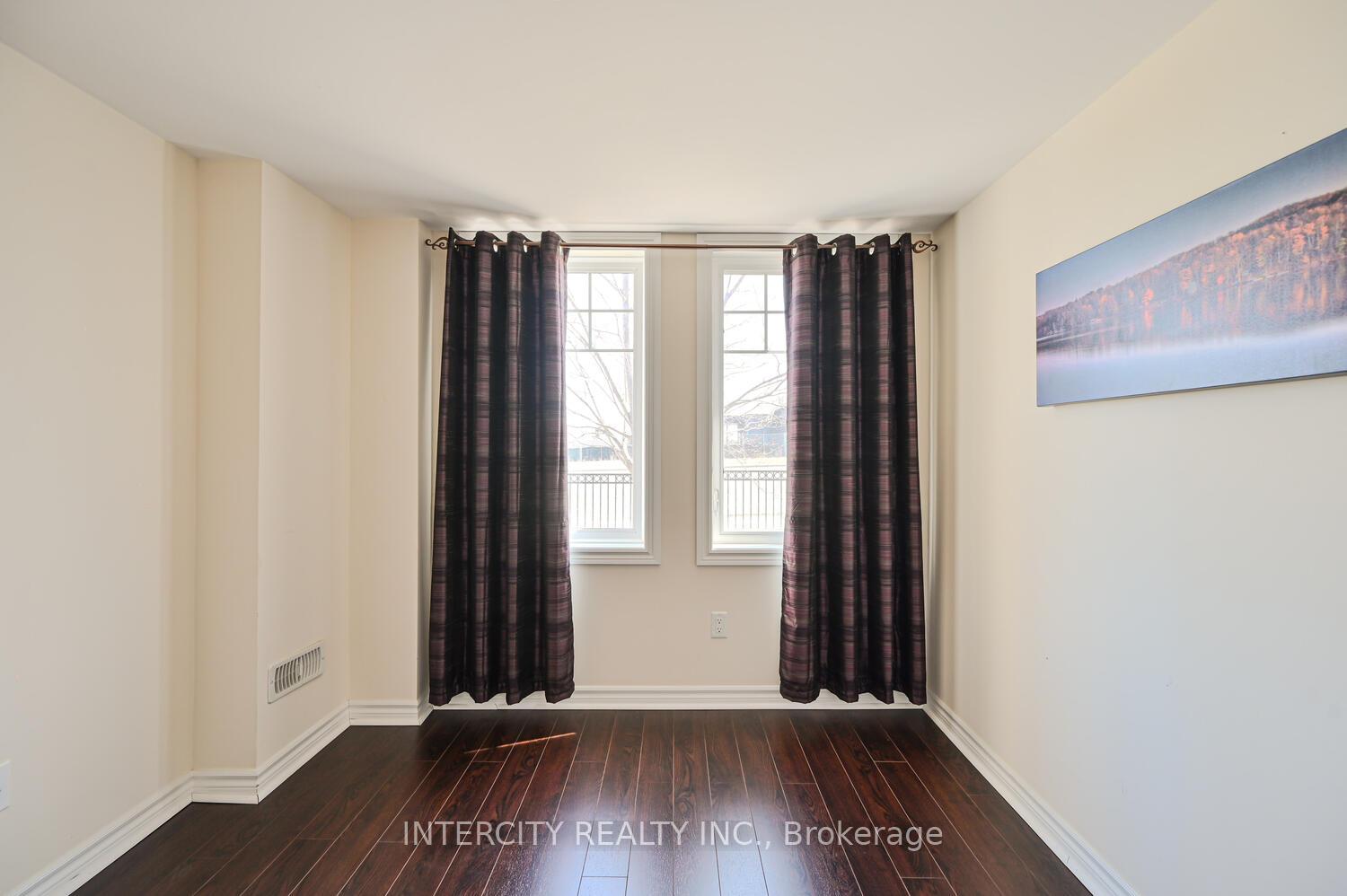 Photo 43 of 88 Magdalene Crescent, Brampton, Heart Lake East — HOMEH