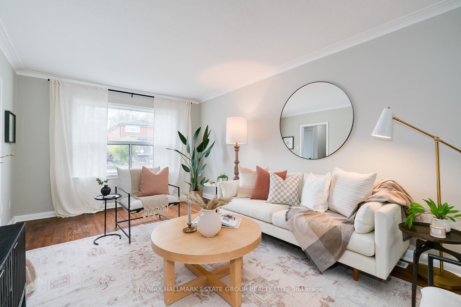 Photo 8 of 279 Hiawatha Road, Toronto, Greenwood-Coxwell — HOMEH
