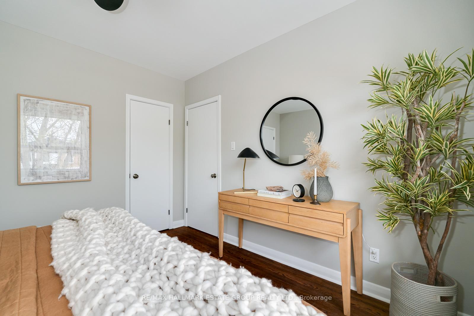 Photo 19 of 279 Hiawatha Road, Toronto, Greenwood-Coxwell — HOMEH