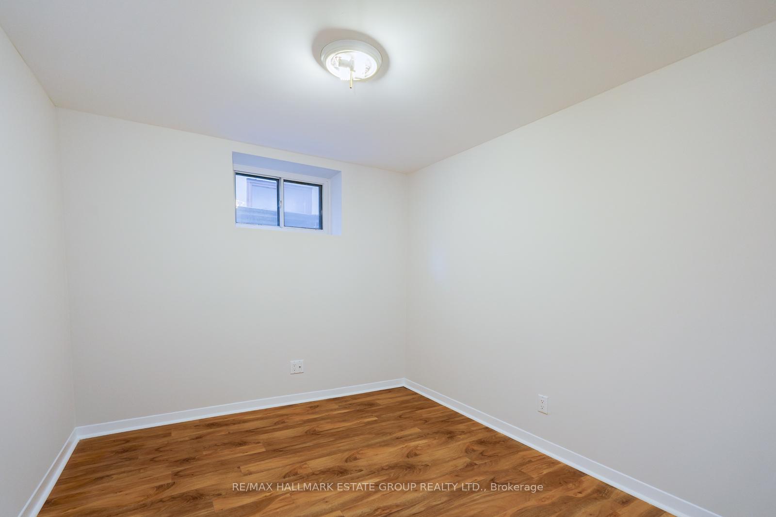 Photo 16 of 279 Hiawatha Road, Toronto, Greenwood-Coxwell — HOMEH