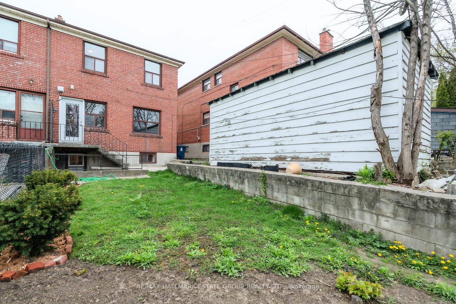 Photo 41 of 279 Hiawatha Road, Toronto, Greenwood-Coxwell — HOMEH